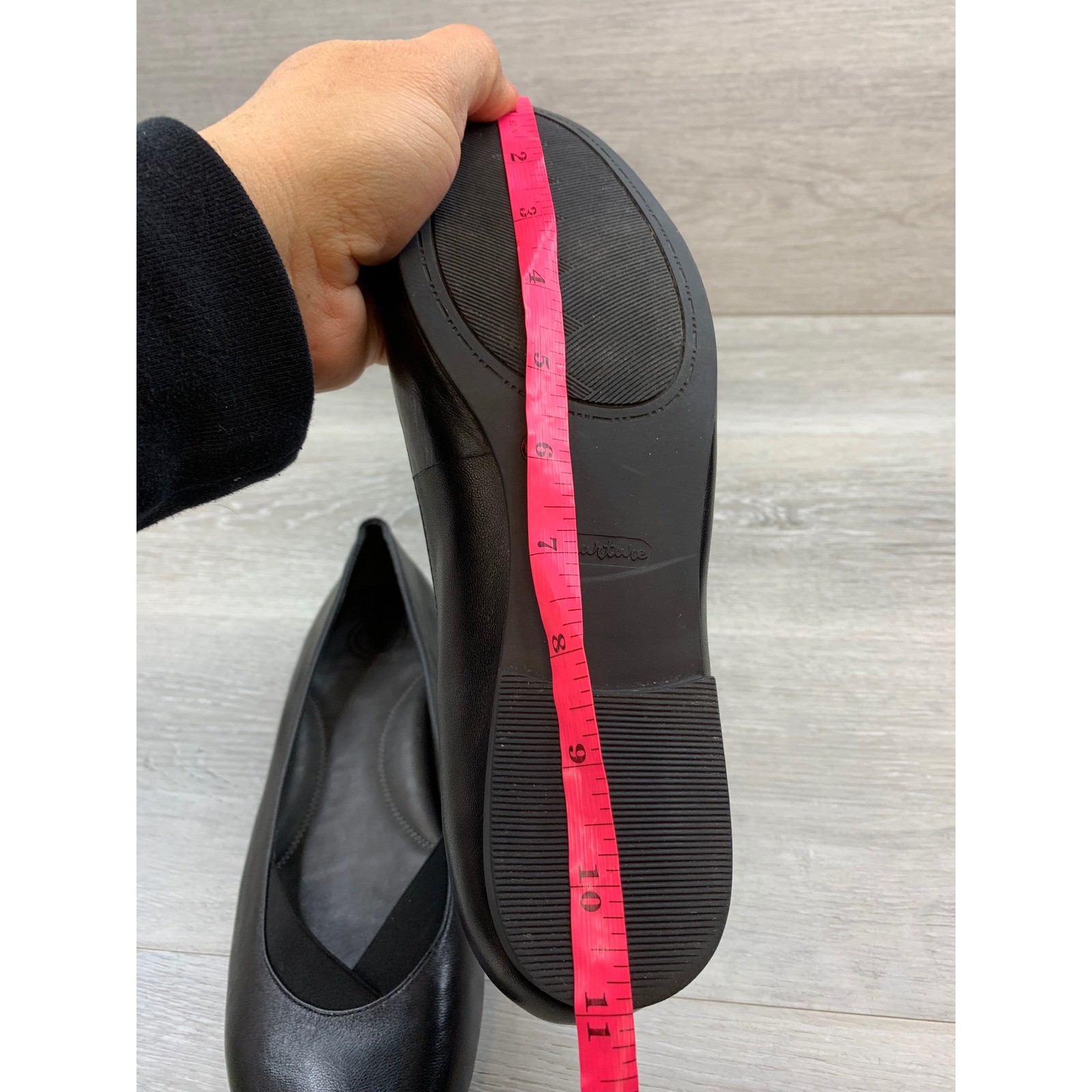VanEli Brenda Women’s Black Leather Ballet Flats Elastic Topline Shoes 9.5