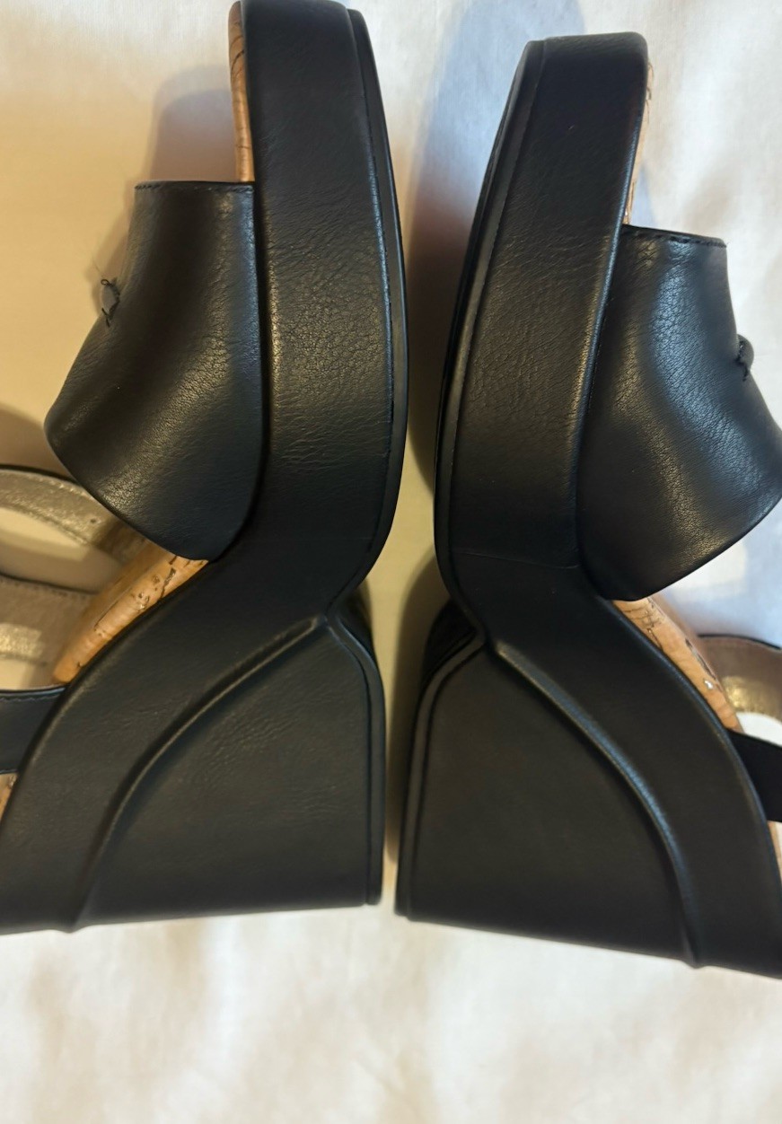 Korks Bardot 8M Cork Wedge Sandals New