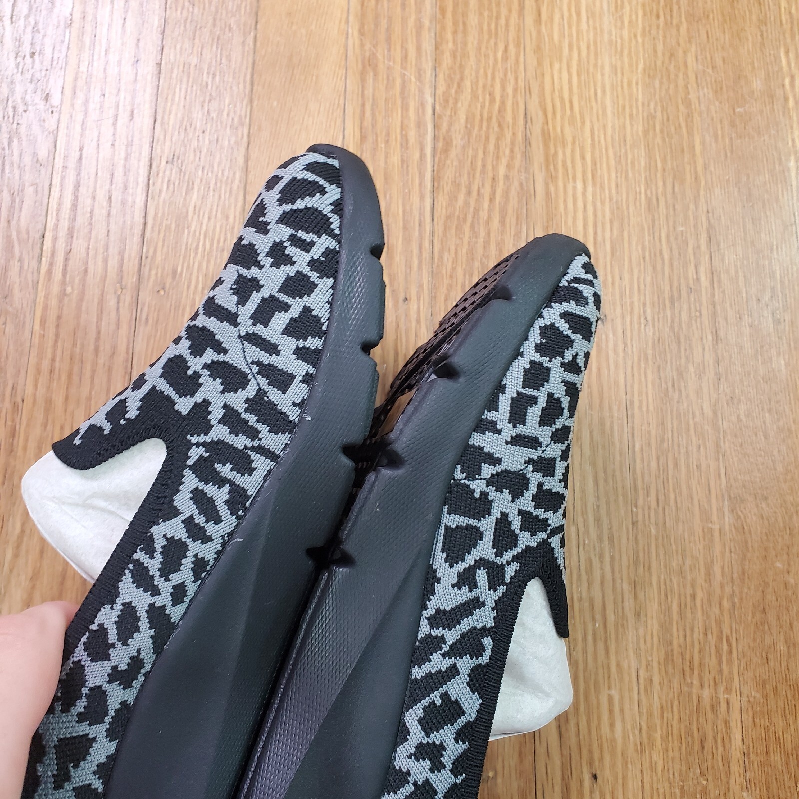 Spenco Women’s Epic Stretch Giraffe Flats Sz 8.5 Slip On Loafer Shoes NEW NWOB