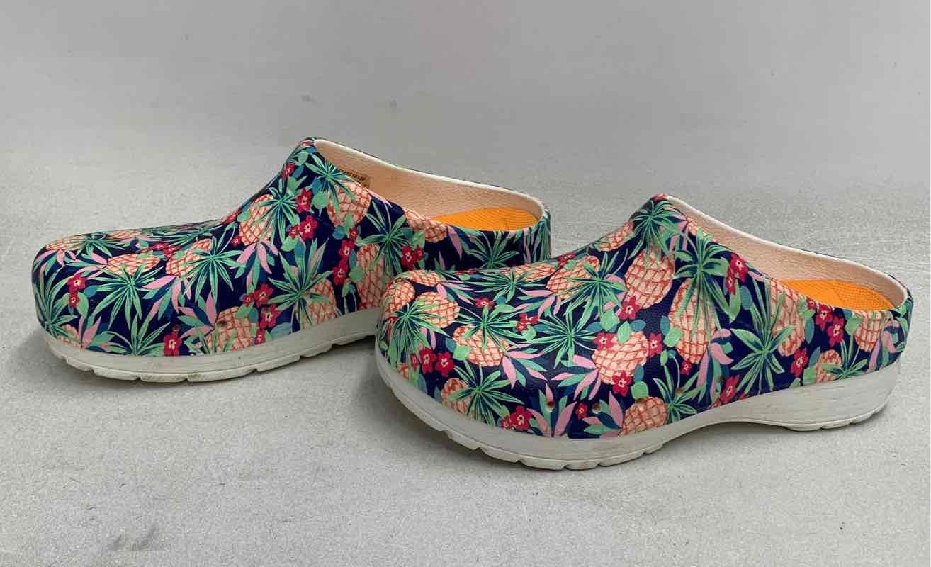Dansko Kane Pineapple Navy Tropical Floral EVA Clogs Mules Women’s Size 39