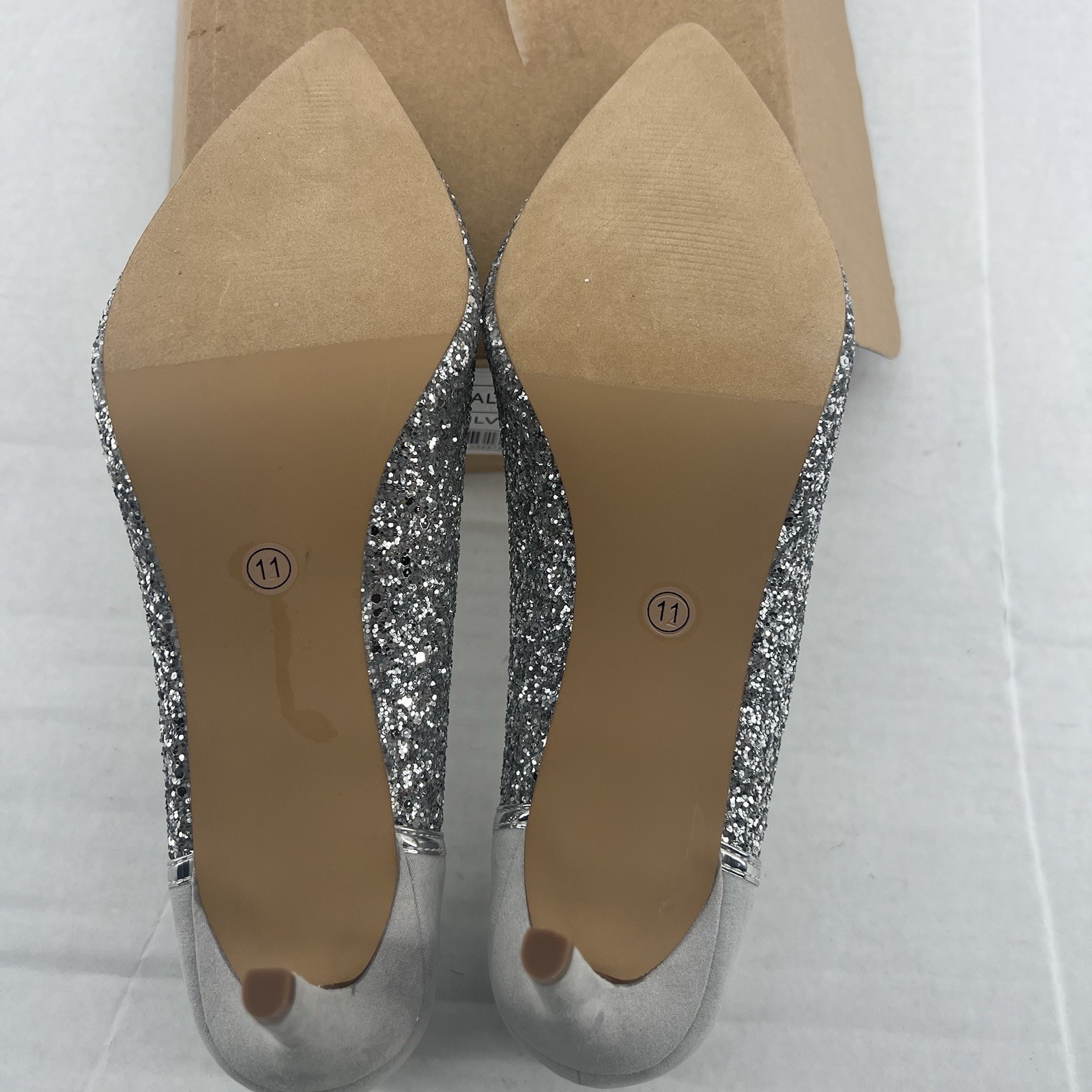 Journee Collection Womens Silver Heels Size 11 Silver Pump Heel Shoes 11M NEW