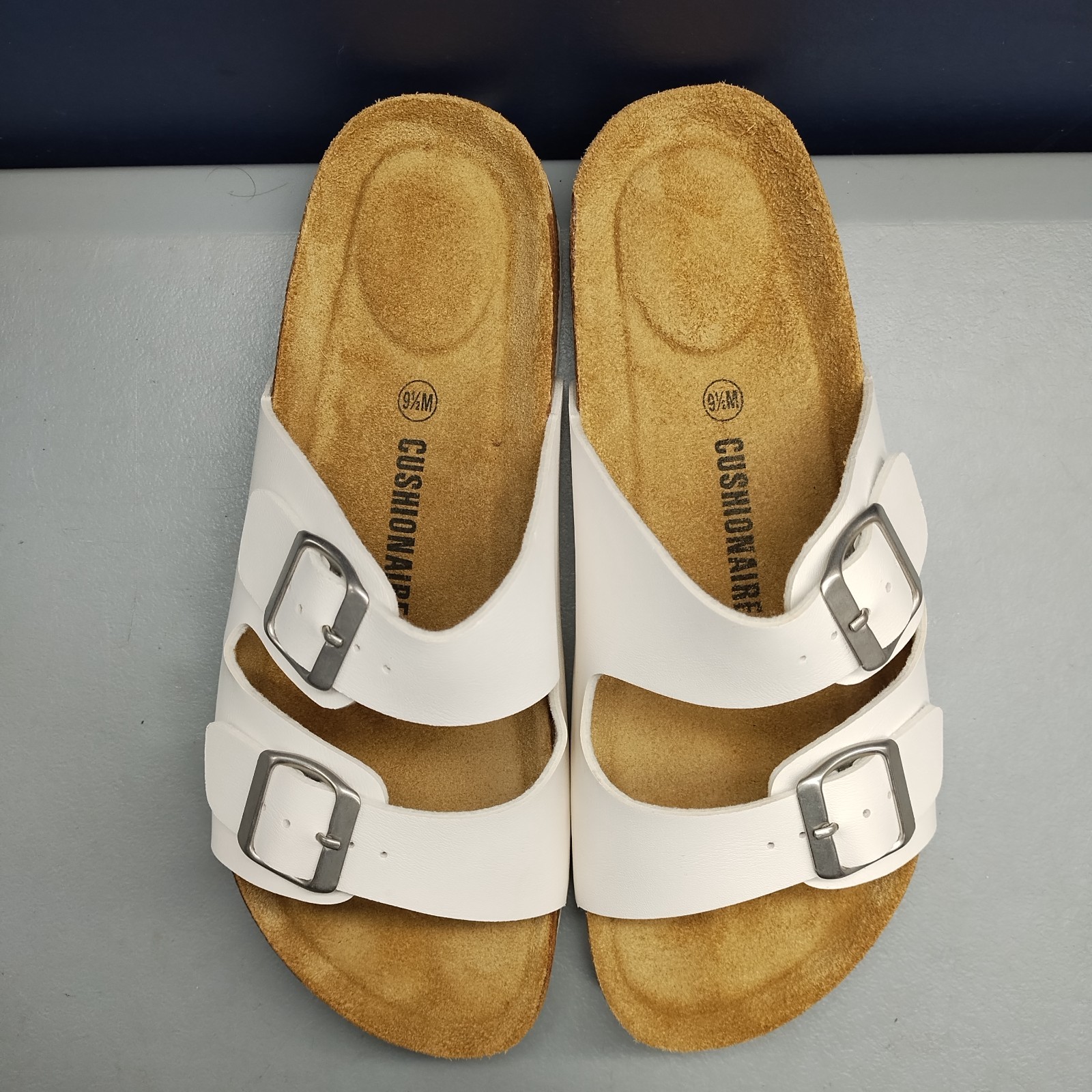 Cushionaire Lane Slide Sandals Womens US 9.5M White Comfort Buckle Strap Slip On