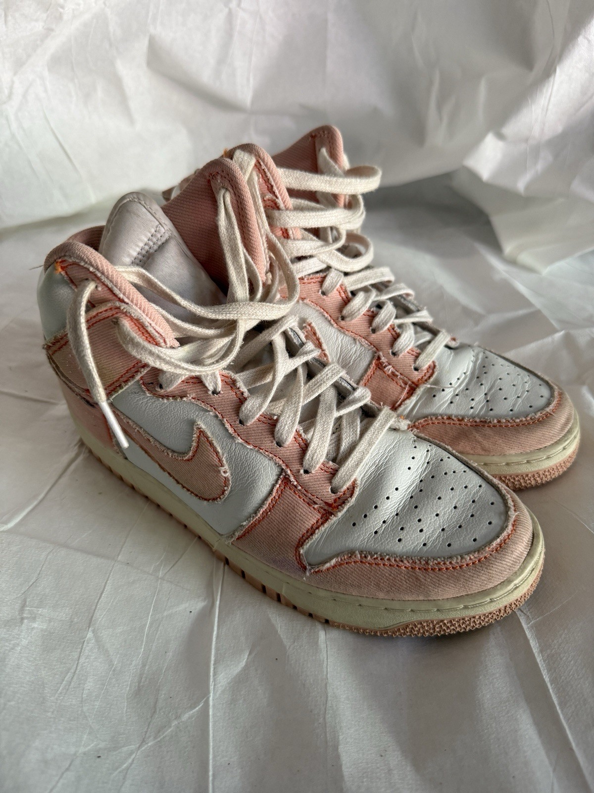Nike Dunk 1985 High Top Lace Up Sneakers Pink/White Colorblock DV1143-800
