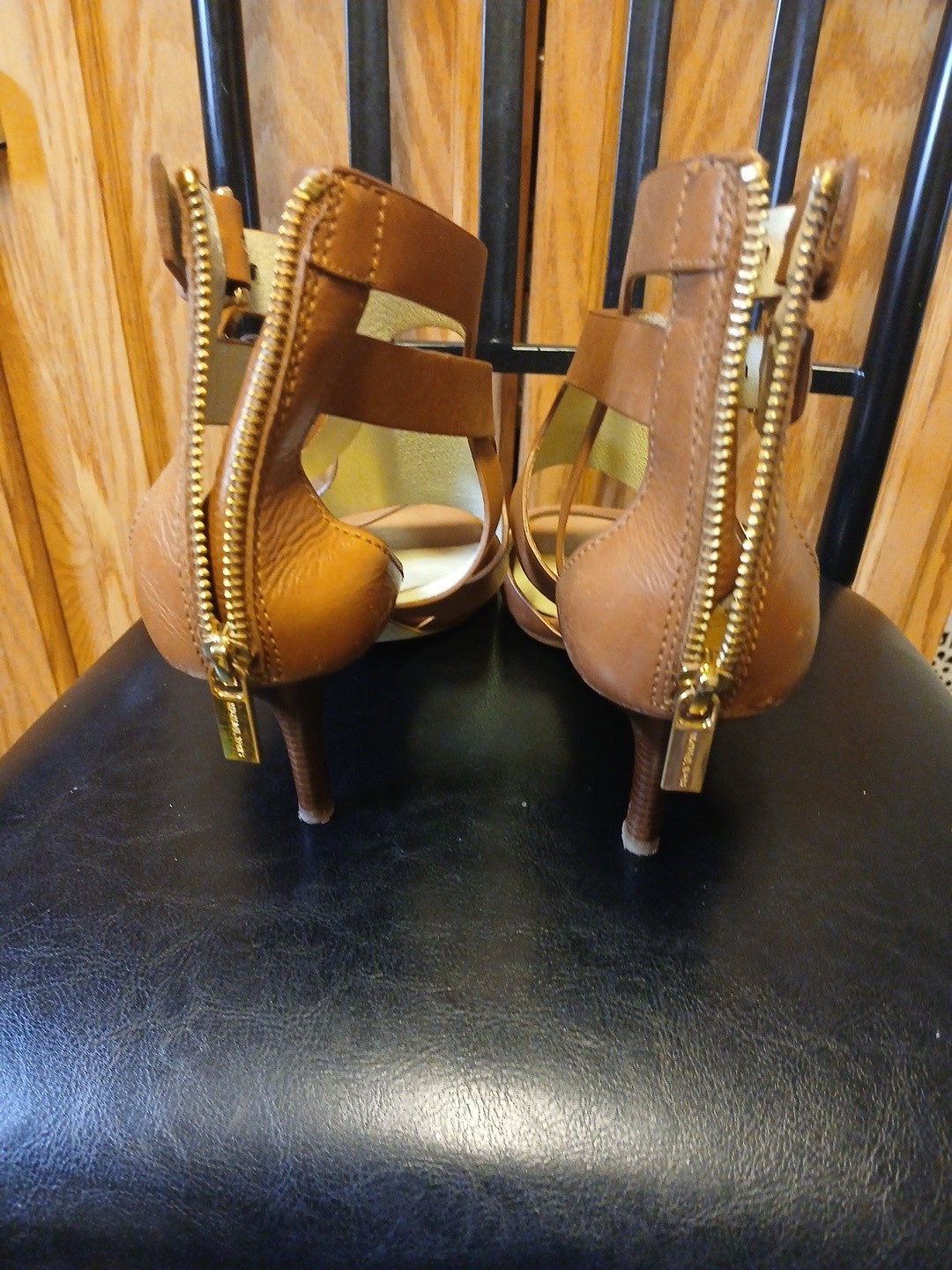 Michael Kors Cognac Strappy Open Toe Ankle Strap Buckle Heels 9M Pre-owned