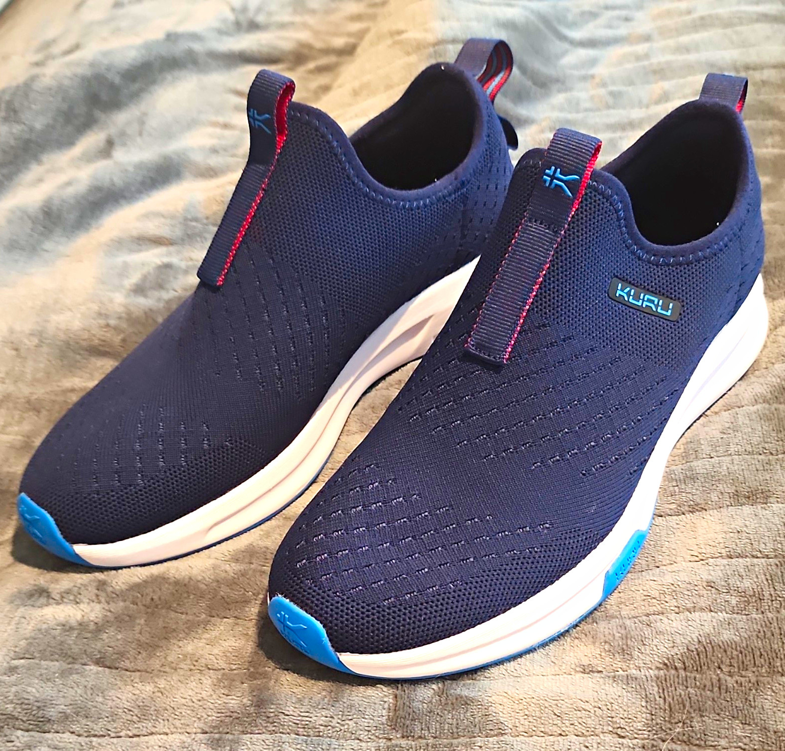 KURU Women’s Slip-On Knit Athletic Sneakers Blue/White/Red Low Top 20850382