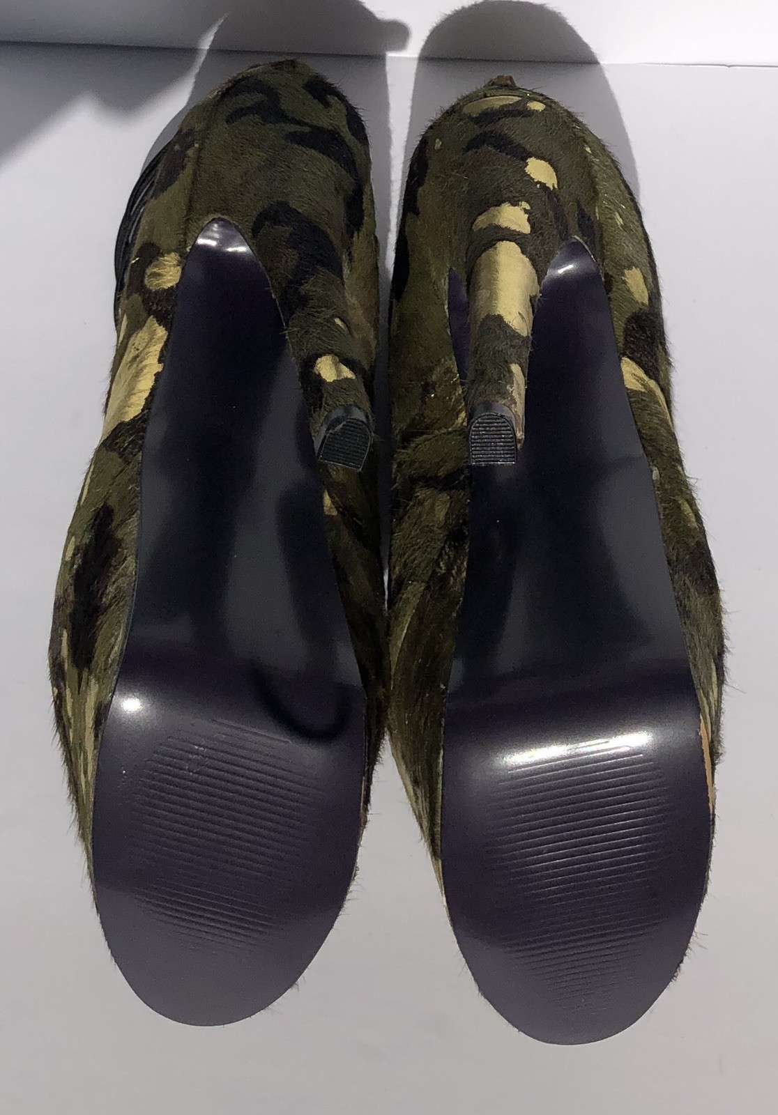 NEW London Trash Camo Pony Hair Platform Heels Sz 6 Leather