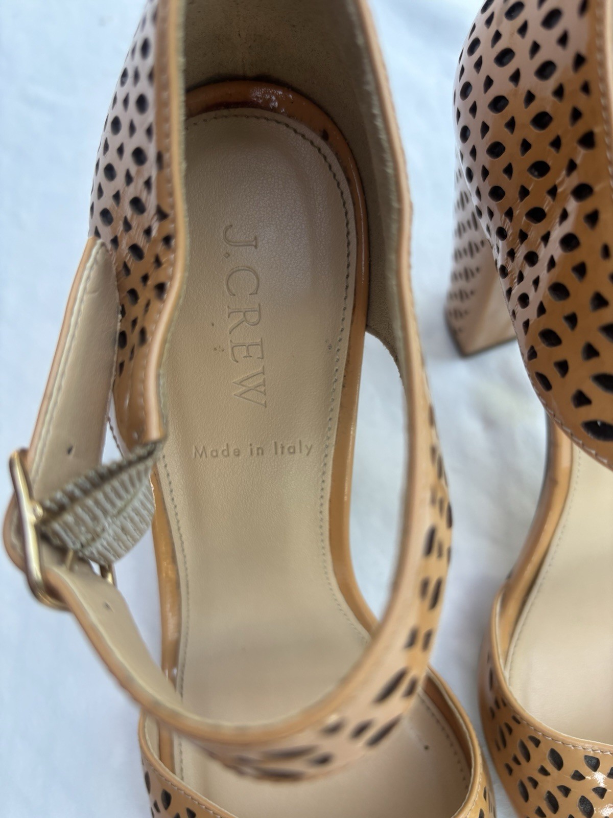 J Crew Women’s Perforated Sandals with Cut-Outs. Peach/Tan.Size 9.Made in Italy