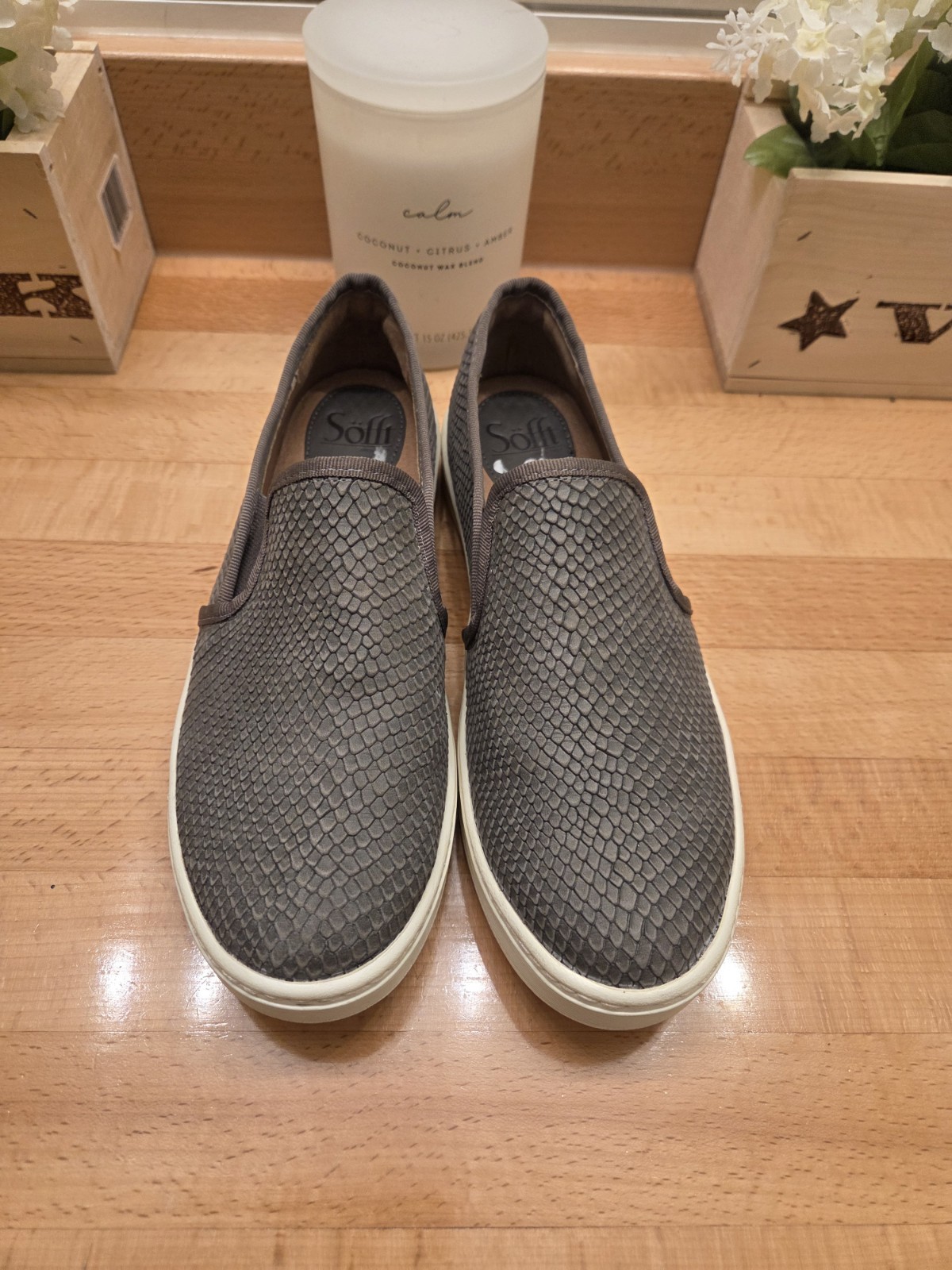 Sofft Somers Slip On Leather Sneaker Snake Print Snare Grey Nubuck Womens 8