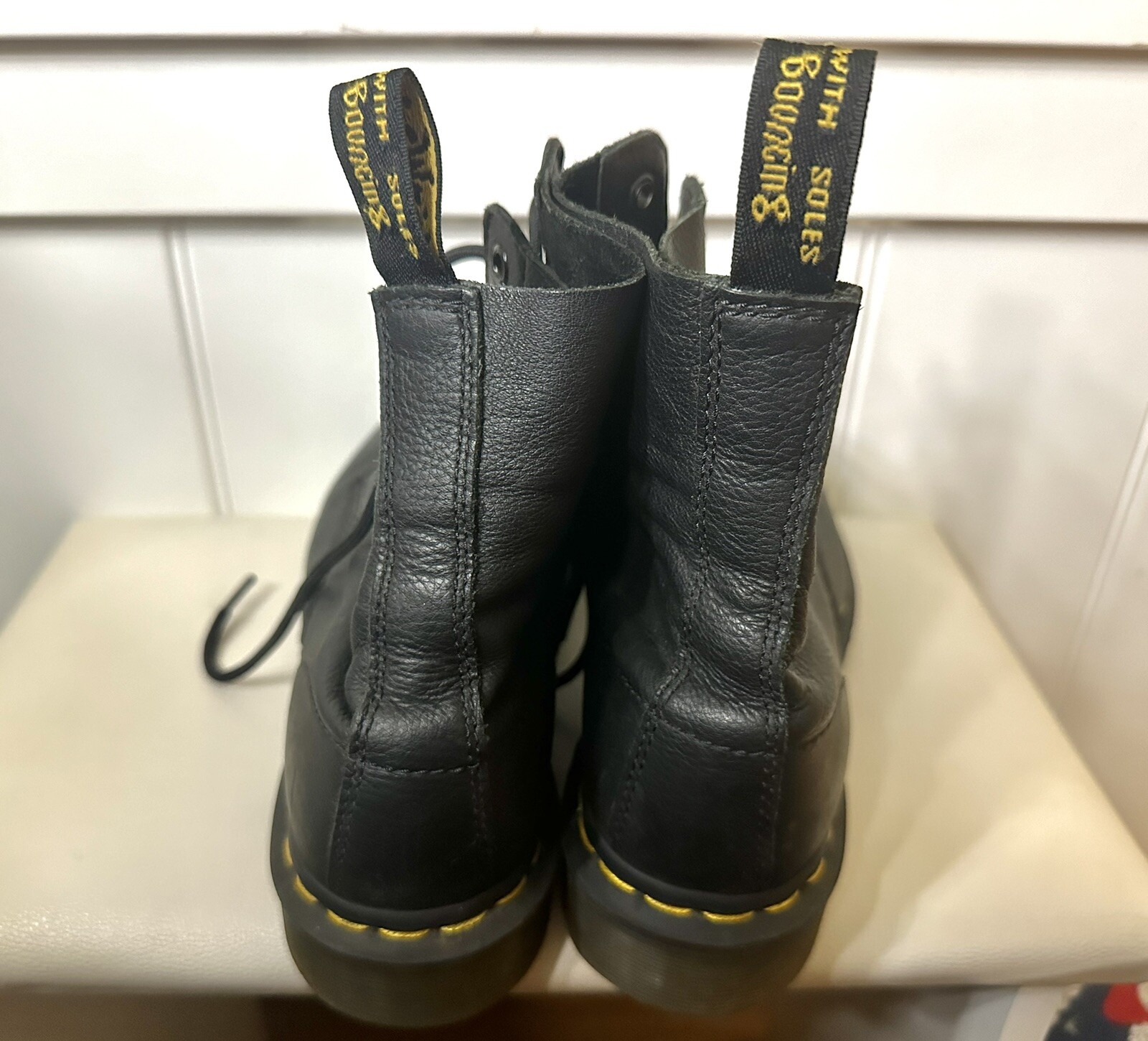 Dr. Martens Pascal 1460 Virginia Leather Boots for Women, Size US 8 – Black EUC