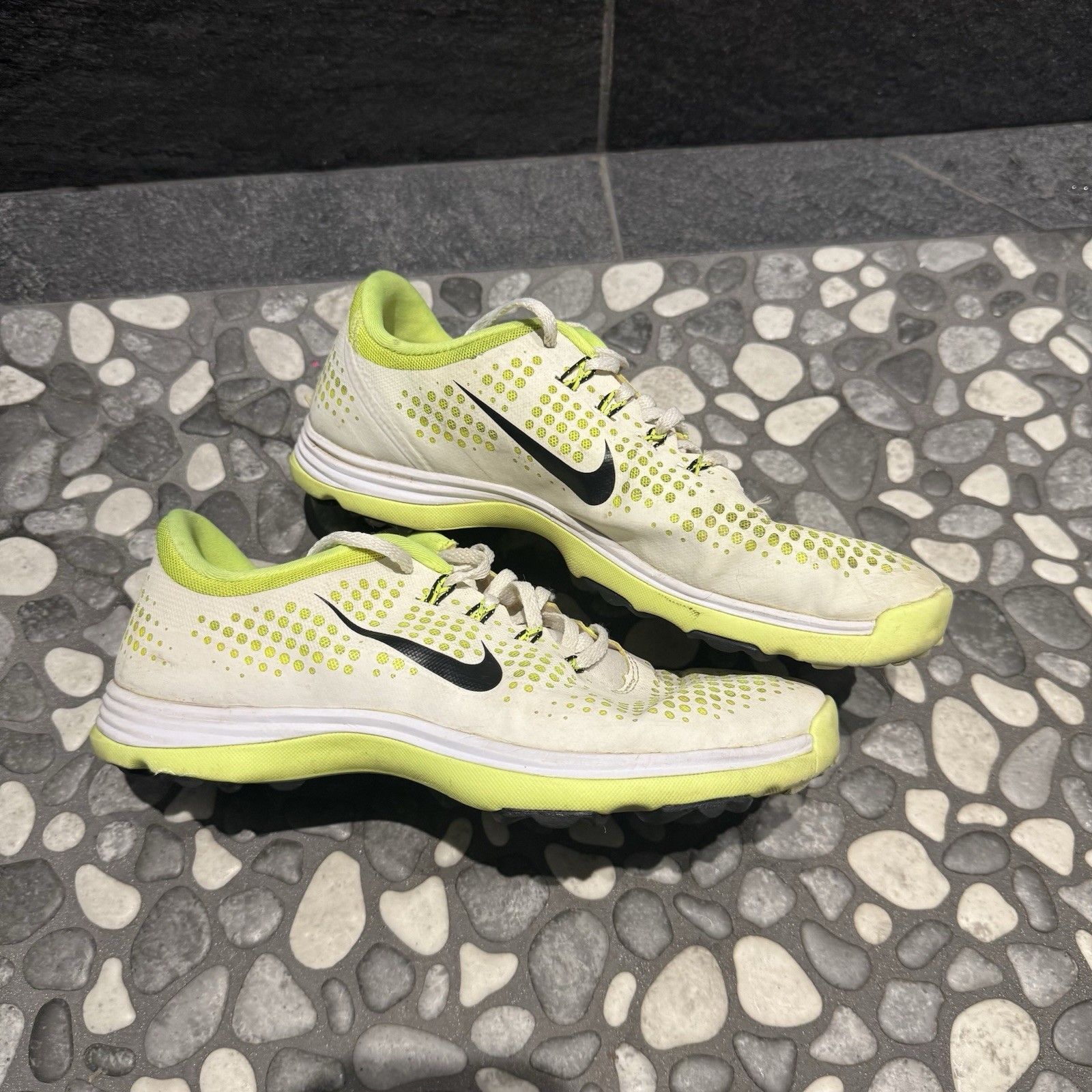 Nike Shoes Womens 8.5 Lunar Empress Golf Sneaker 628537-101 White Green