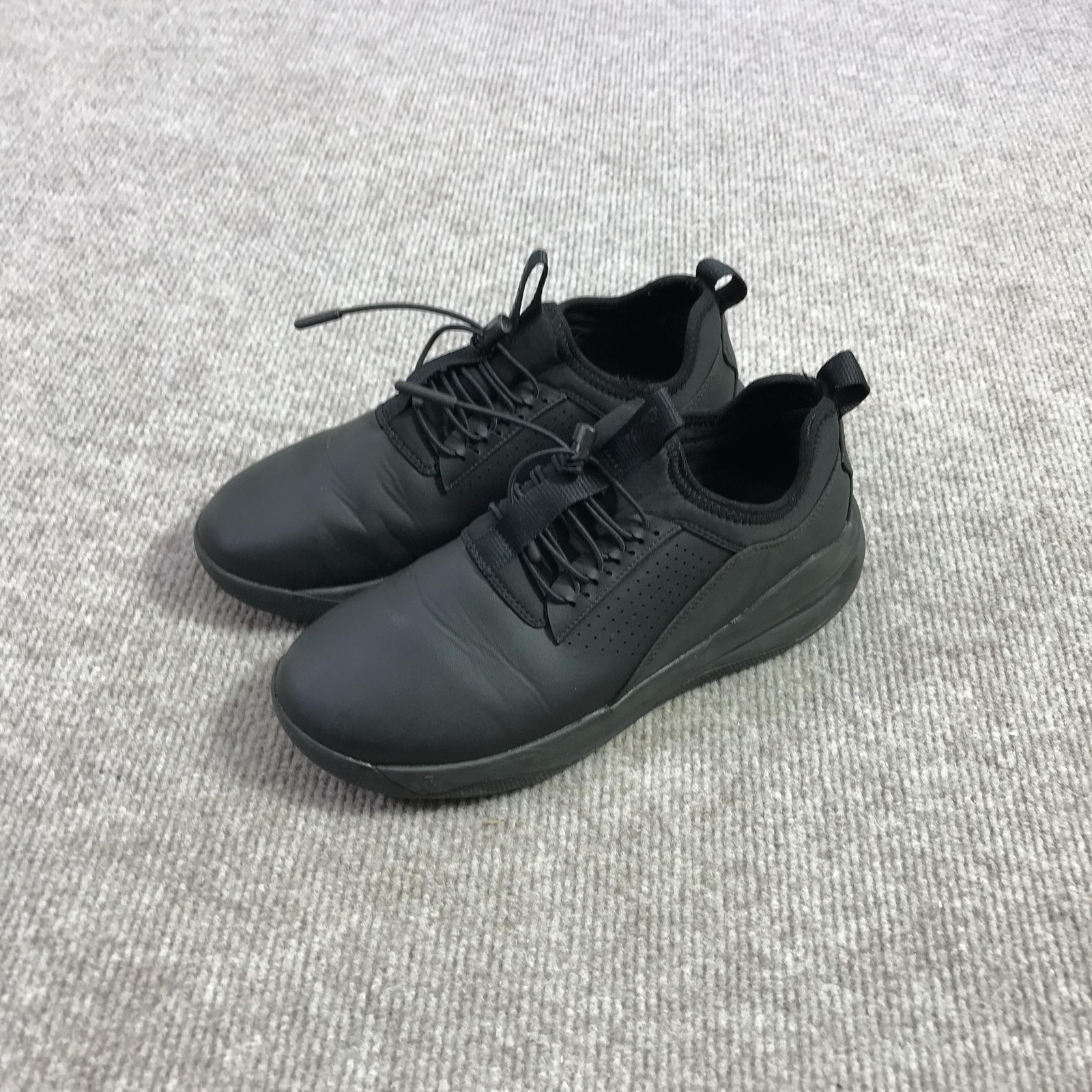 Clove Shoes Womens Size 8.5 Black Slip Resistant Nursing Work Sneakers Comfort