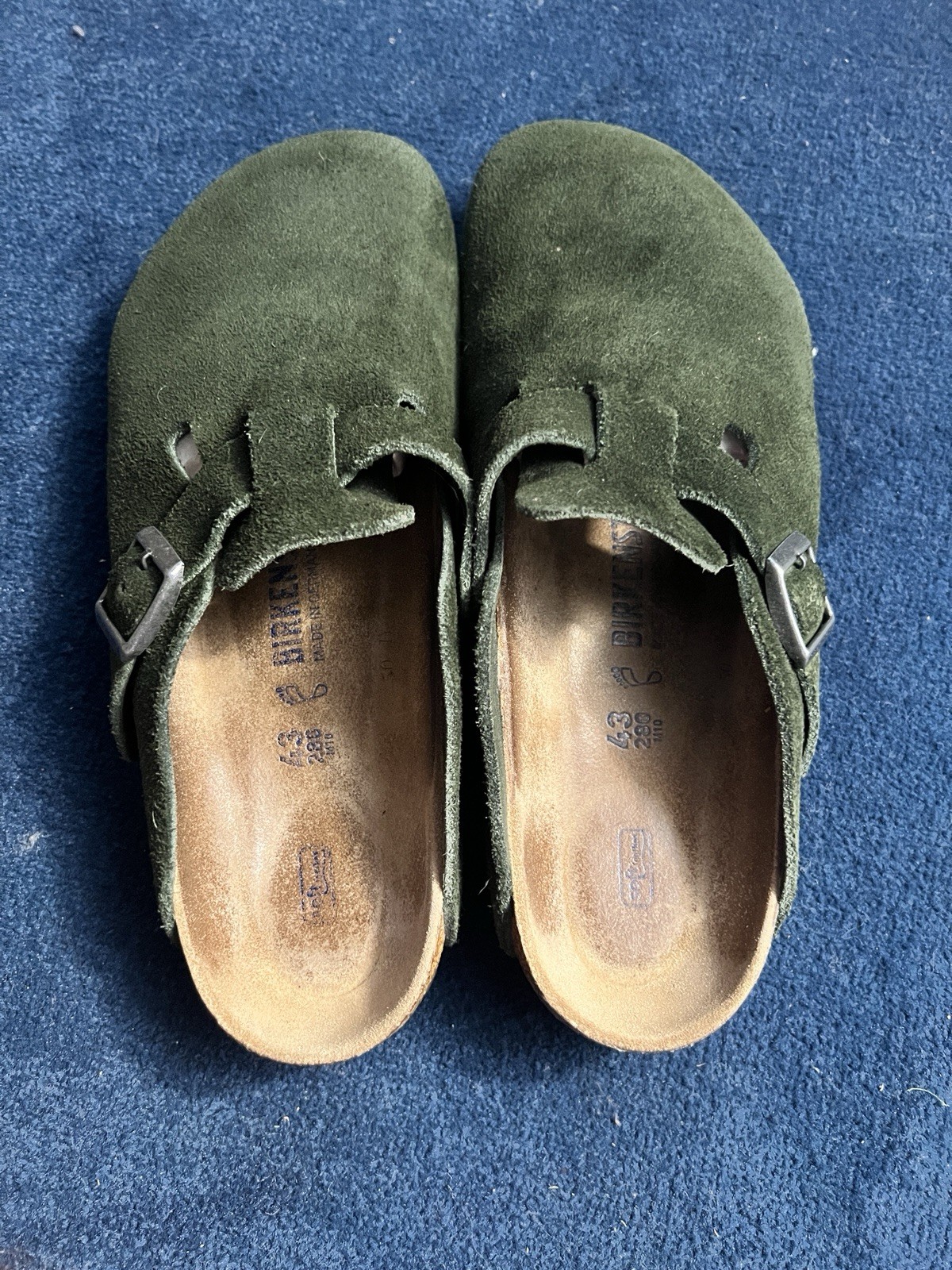 Birkenstock Clogs Size 10-10.5 Suede Olive Green Soft Footbed