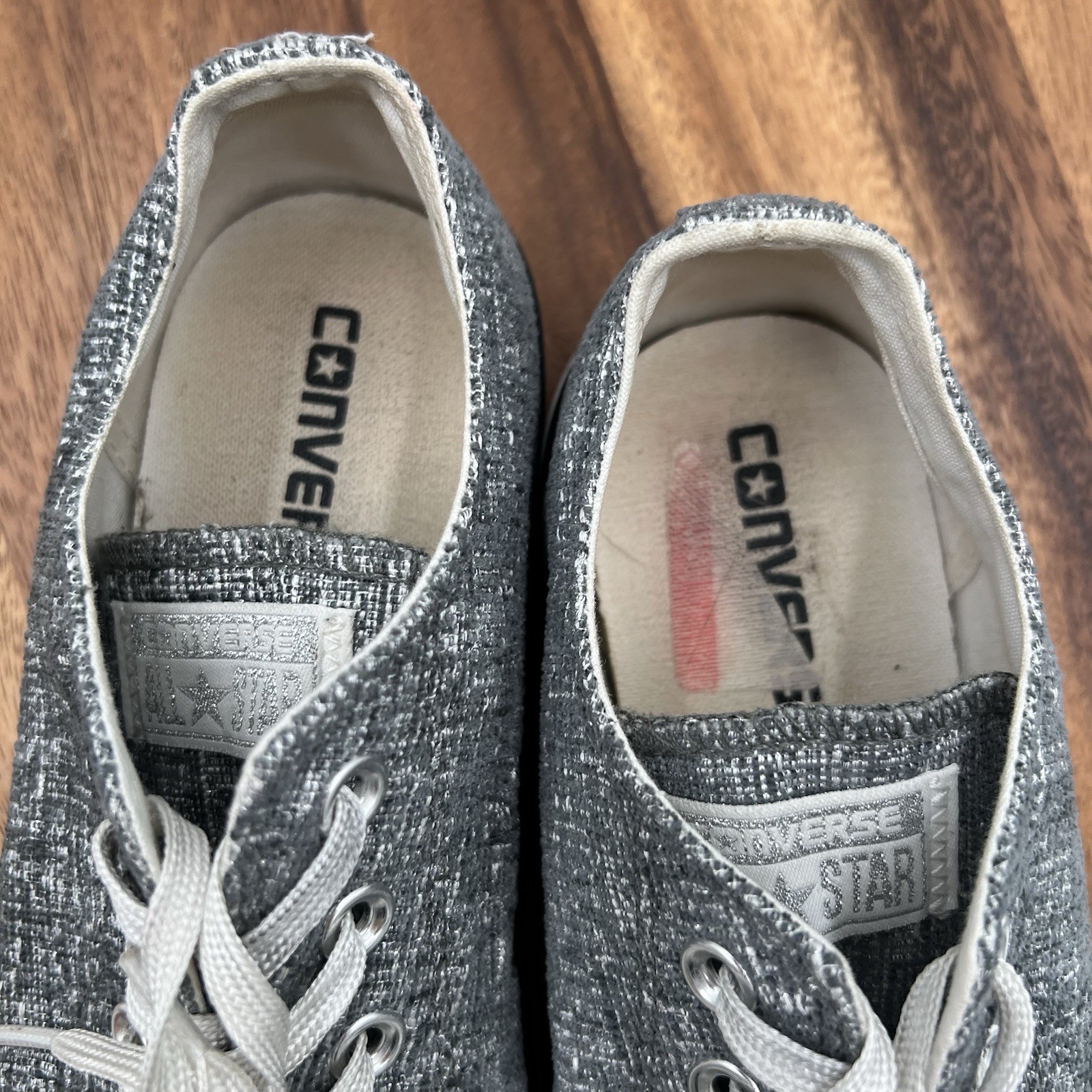 Size 9 Converse Womens CTAS Low Top Silver Sparkly Sneakers Shoes 560302F
