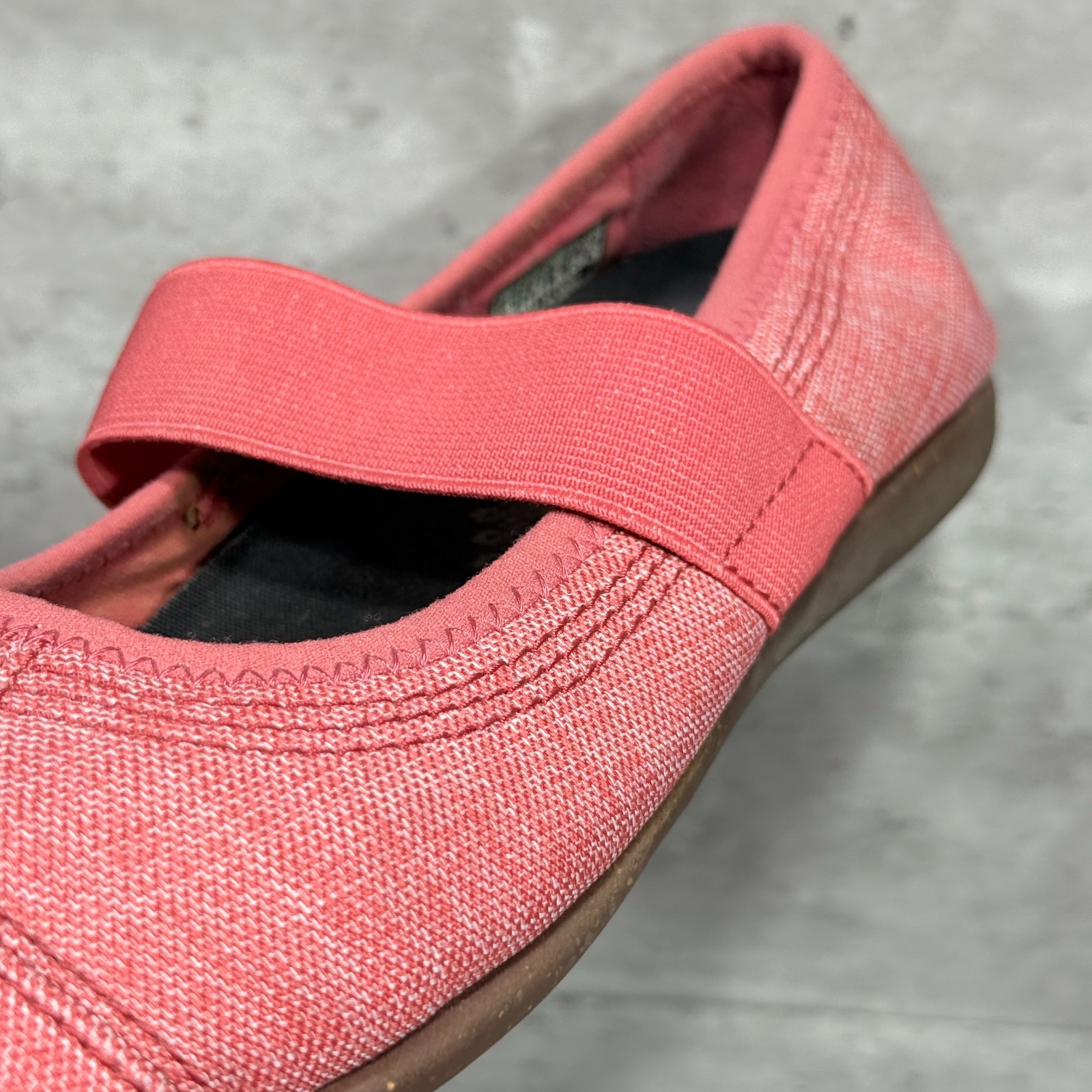 KEEN Sienna Red Coral Slip On Mary Jane Style Shoes Flats Women’s Size 7.5
