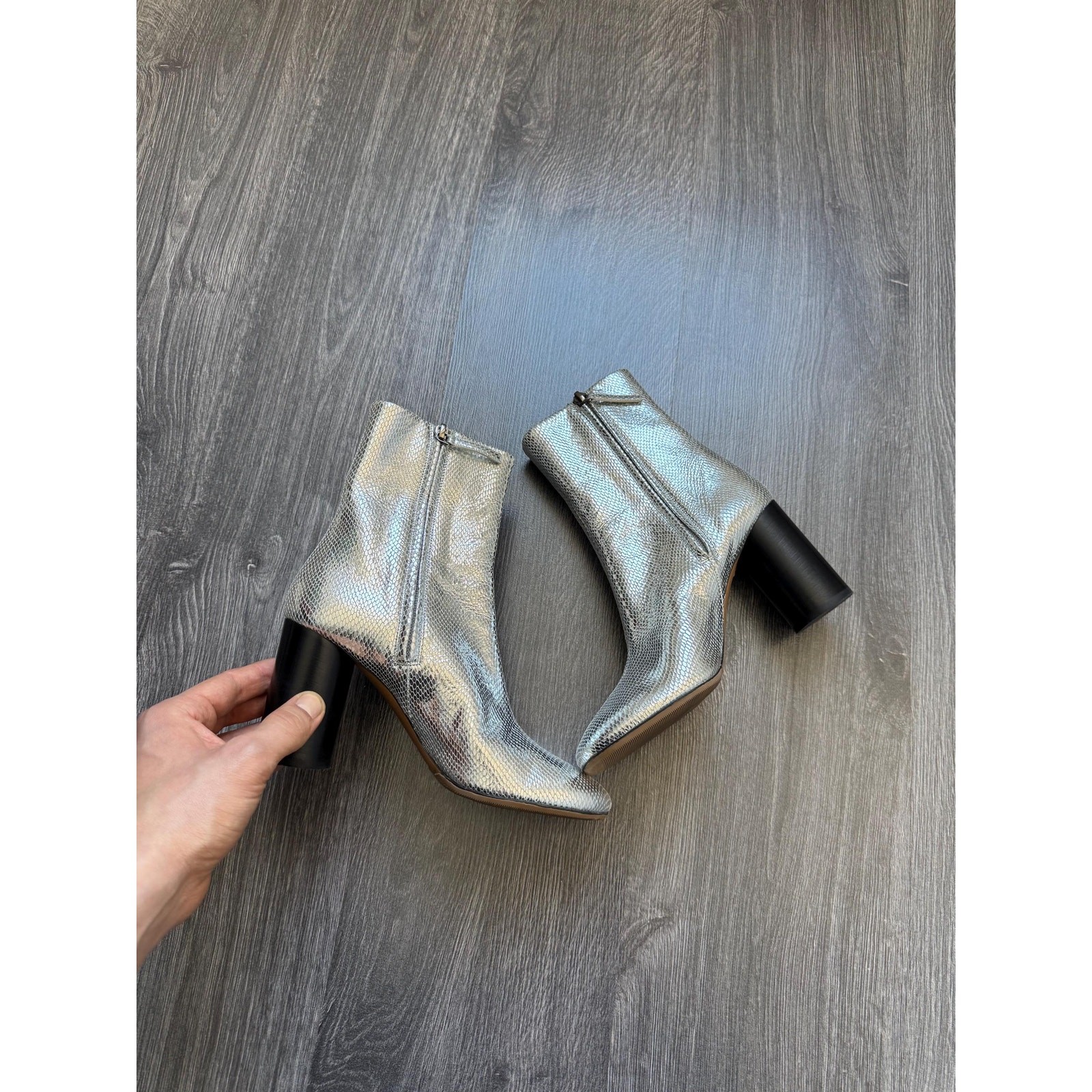 Luxury Leather Silver Ankle Boots made in Italy