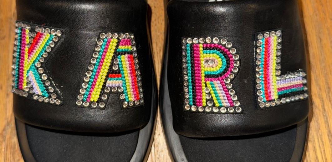 KARL LAGERFELD PARIS Opal Leather Puff Band Beaded Logo Platform slide Sz 7.5