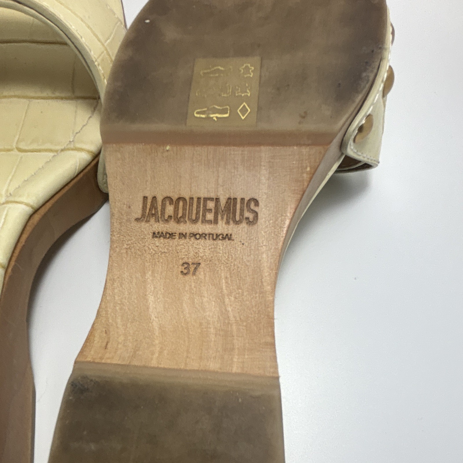 Jacquemus Beige Croc Embossed Leather Slide Sandals Buckle Logo EU 37/ US 6.5-7
