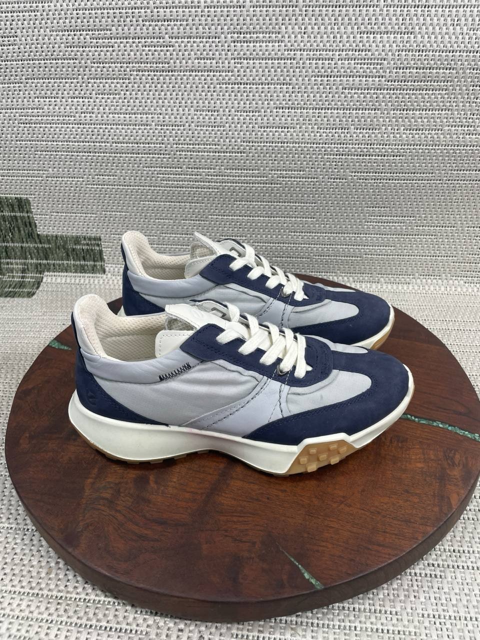 Ecco Shoes Womens Size 4-4.5 Retro Marine Gravel White Leather Lace Up Sneaker