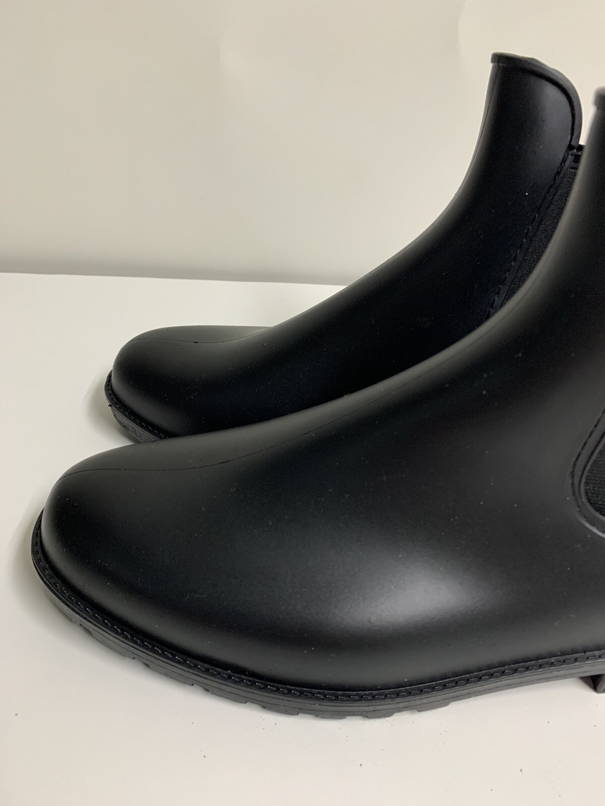 Sporto Women’s Waterproof Black Matte Ankle Boots Size 7 Retail 89$Winter/Spring