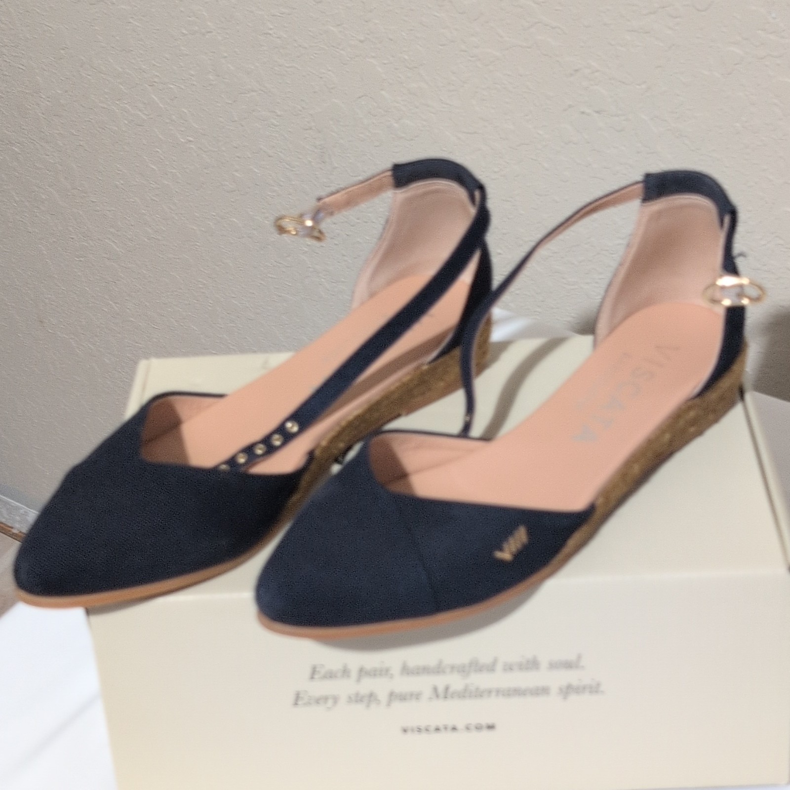 VISCATA Women’s Navy Canvas Ankle Strap Studded Pointed Toe Flats EU 37