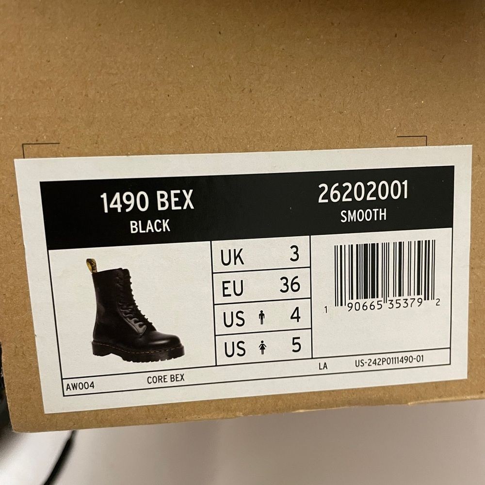 Dr. Martens 1460 Smooth Leather Lace Up Boots