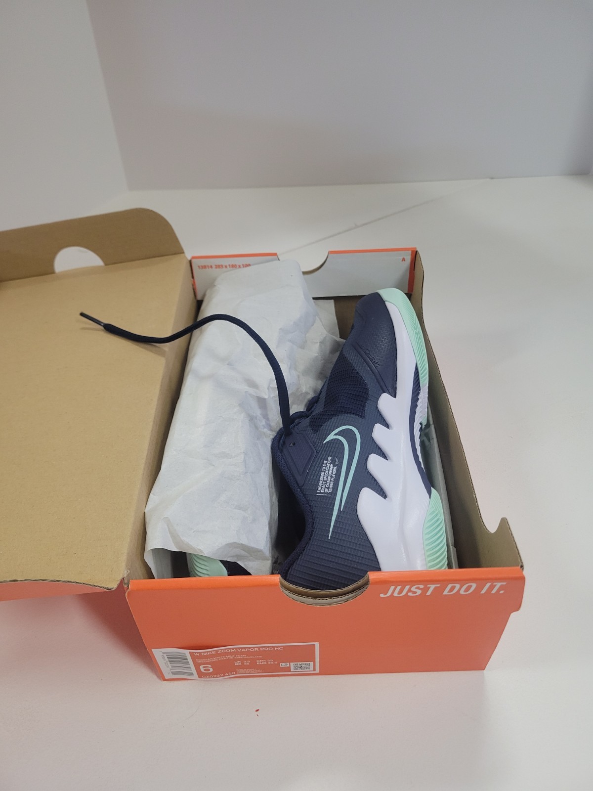 Size 6 – NikeCourt Air Zoom Vapor Pro Obsidian Mint Foam W