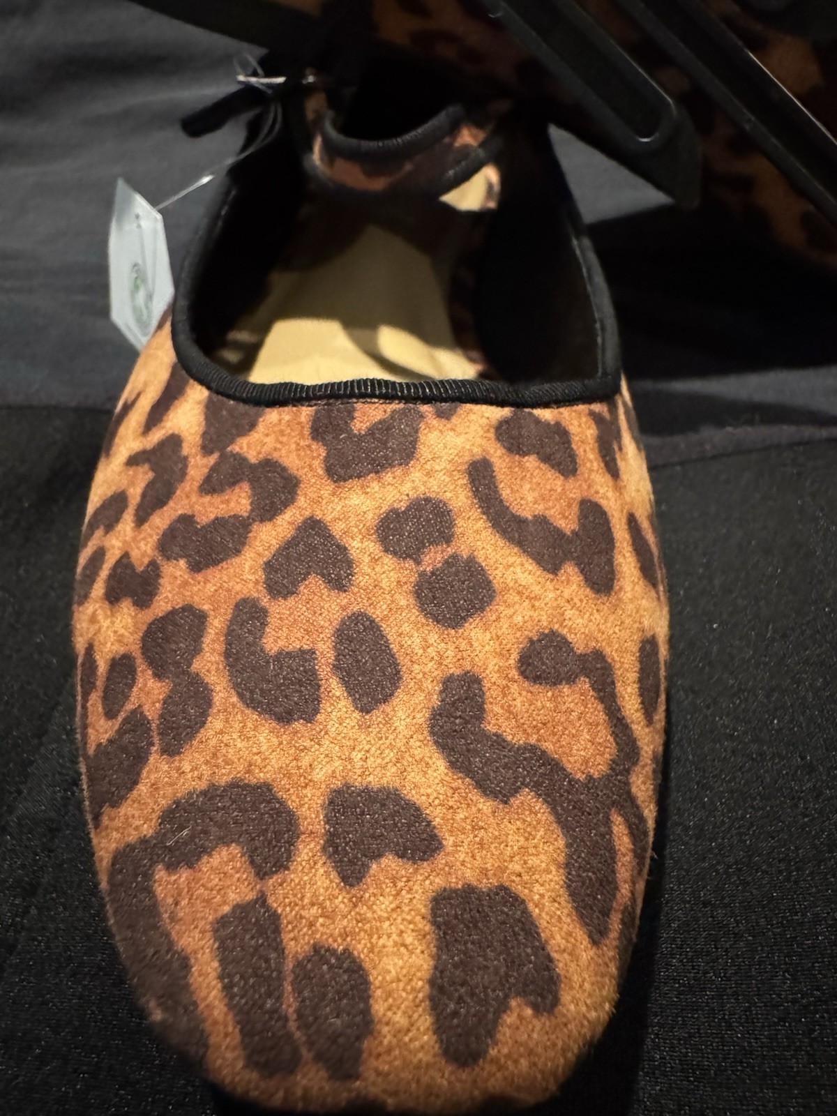 New Time and Tru Women’s Mary Jane Leopard Print Faux Leather Flats Size 10