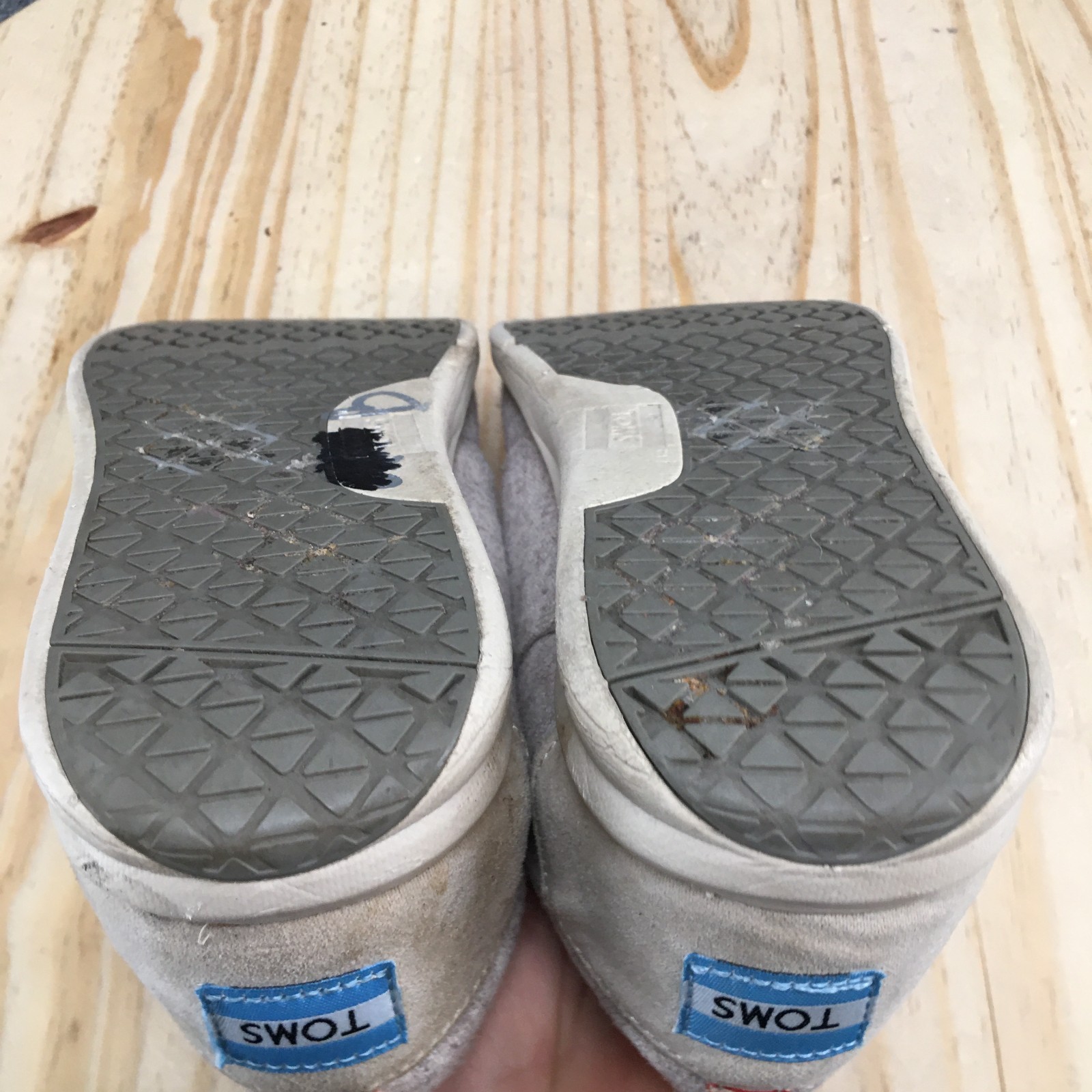 Toms Shoes Womens 9 Del Rey Sneakers Gray Casual Lace Up Comfort Low Top Flats