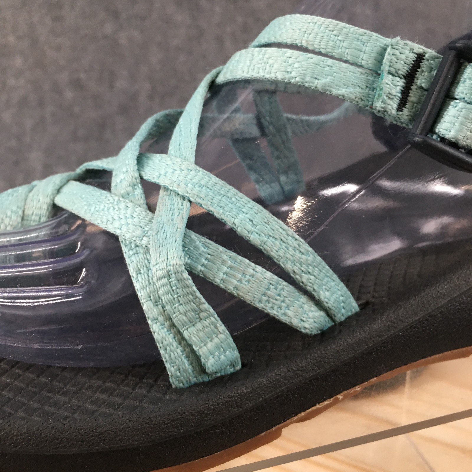 Chaco Z/Cloud X2 Sandals Womens 10 Hiking Strappy Comfort Low Top Multicolor