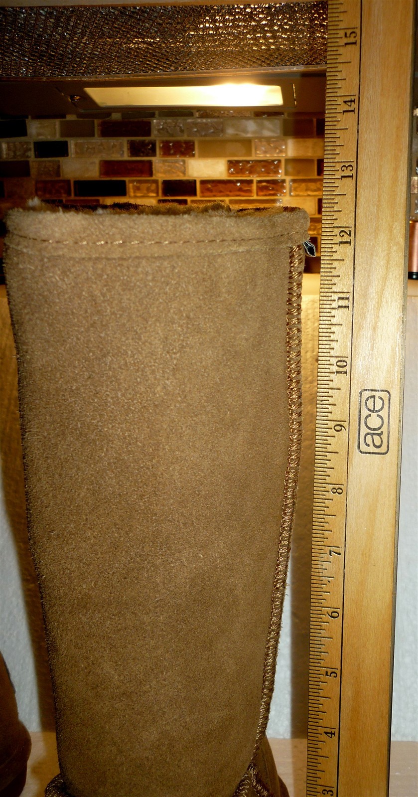 BEARPAW «EMMA» 12″ TALL SUEDE PULL-ON BOOTS COLOR: HICKORY SZ 7M