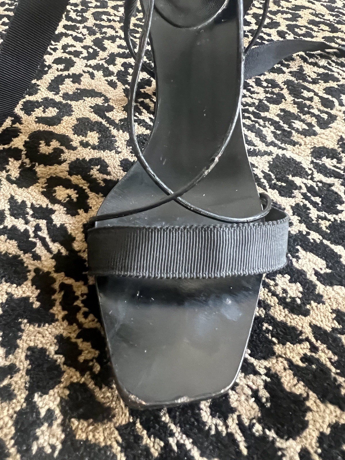 Gucci Tom Ford 2002 Runway Collectible Grosgrain Ribbon Heels Sz. 7 B