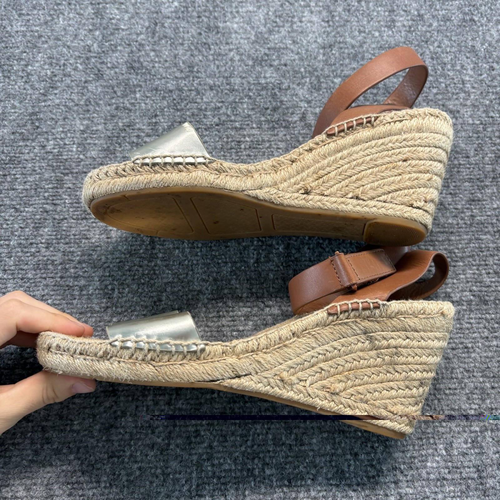 Women’s Tory Burch Real Leather Women’s Size 9 Beige and Brown Heels 0646