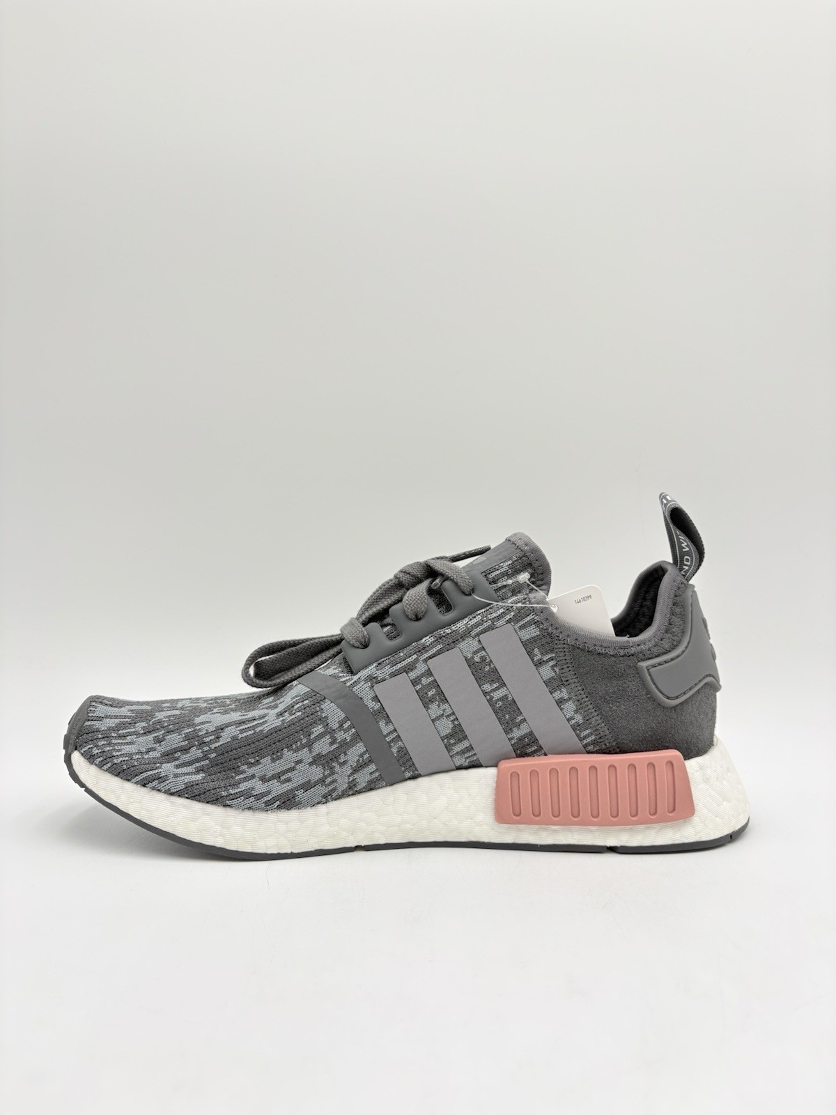 Adidas Women’s NMD_R1 Size 8 Heather Grey Raw Pink |BY9647|