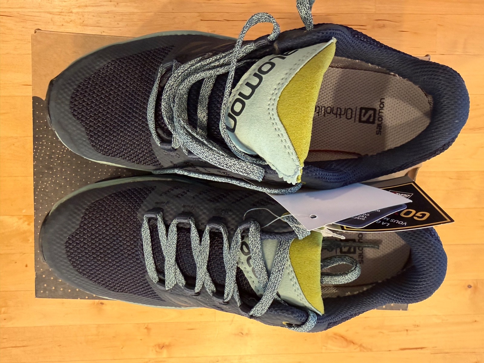Size 6 Salomon Outline Gore-Tex Blue – 406188