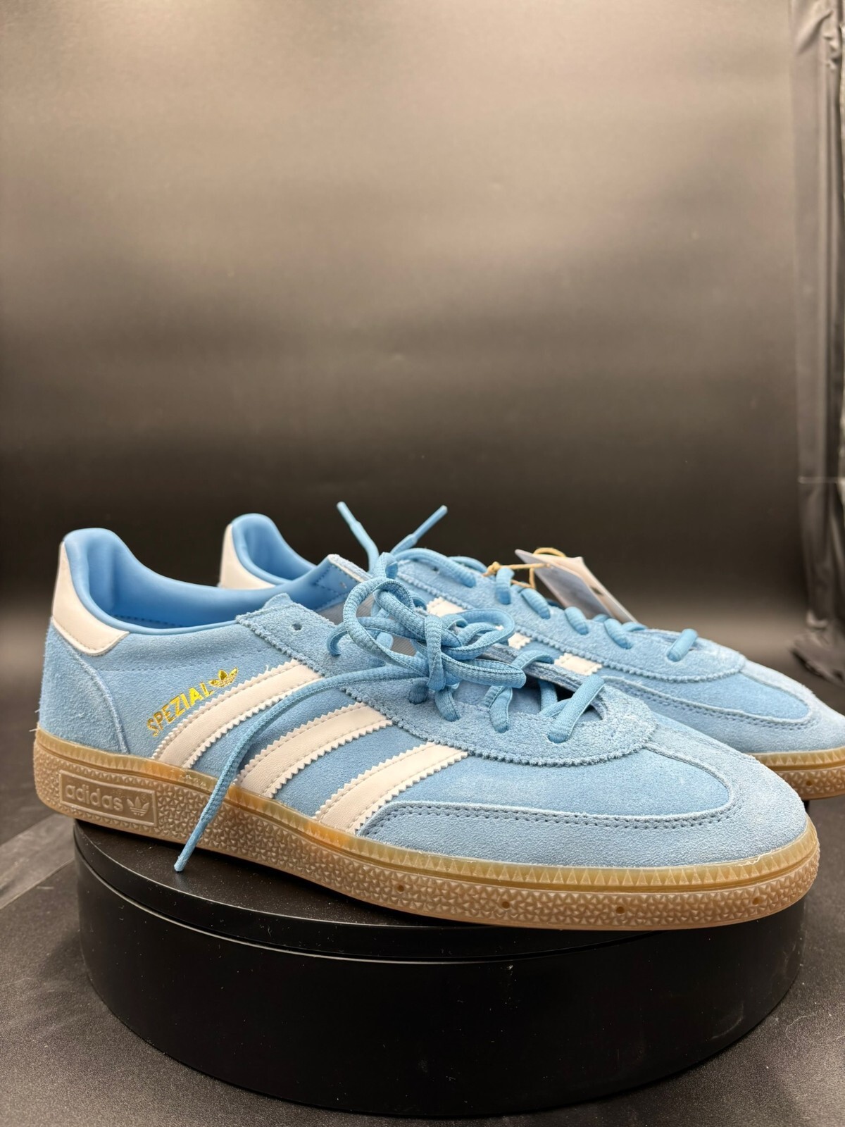 Adidas Handball Spezial – Light Blue/White/Gum – Women’s 11