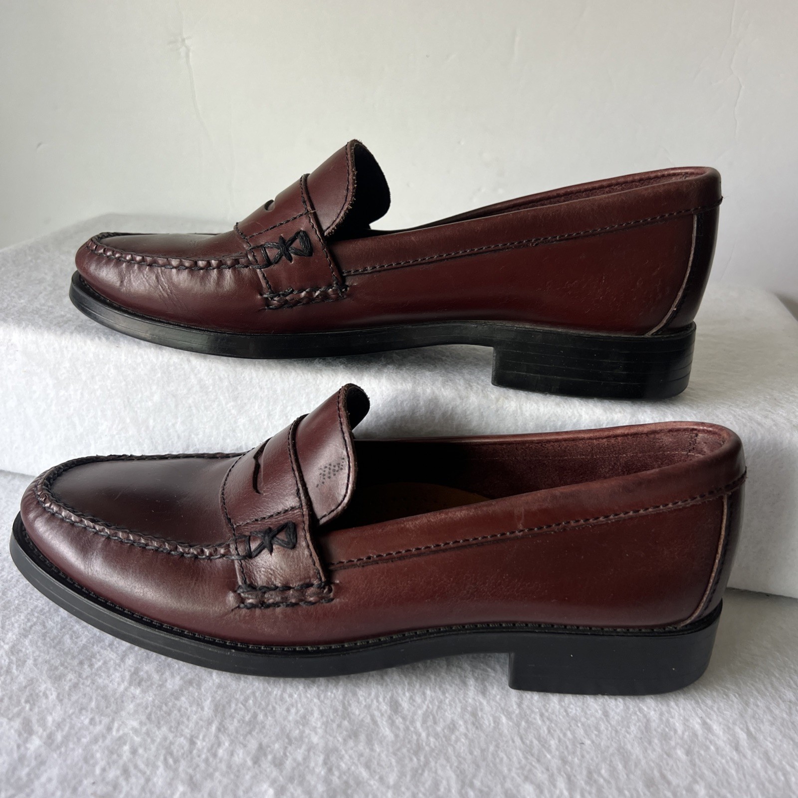 GH Bass Weejuns Katherine II Penny Loafers Burgundy Women’s Size 7.5W