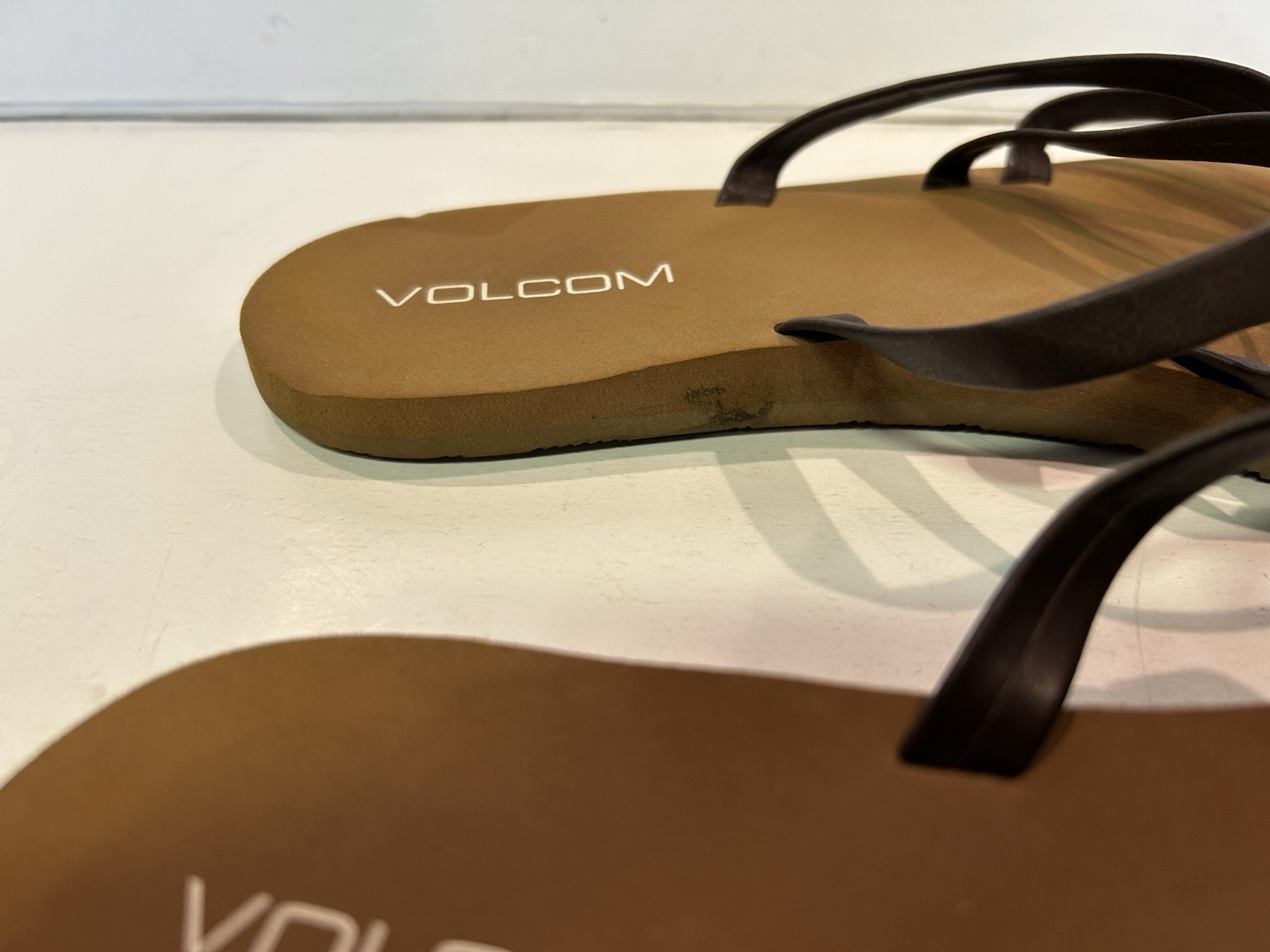 Volcom woman sandals Size 9