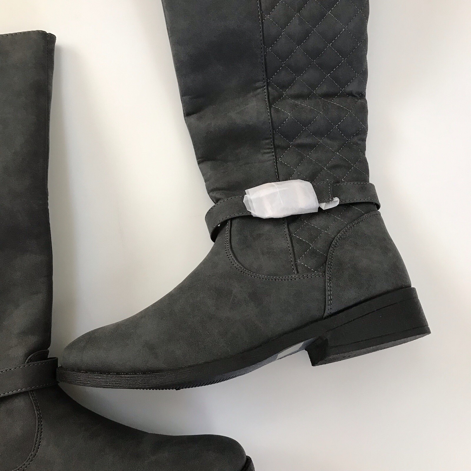 Faux Leather Suede Grey Knee Boots Womens Size 9M Fiorina Quilted Wells Collecti