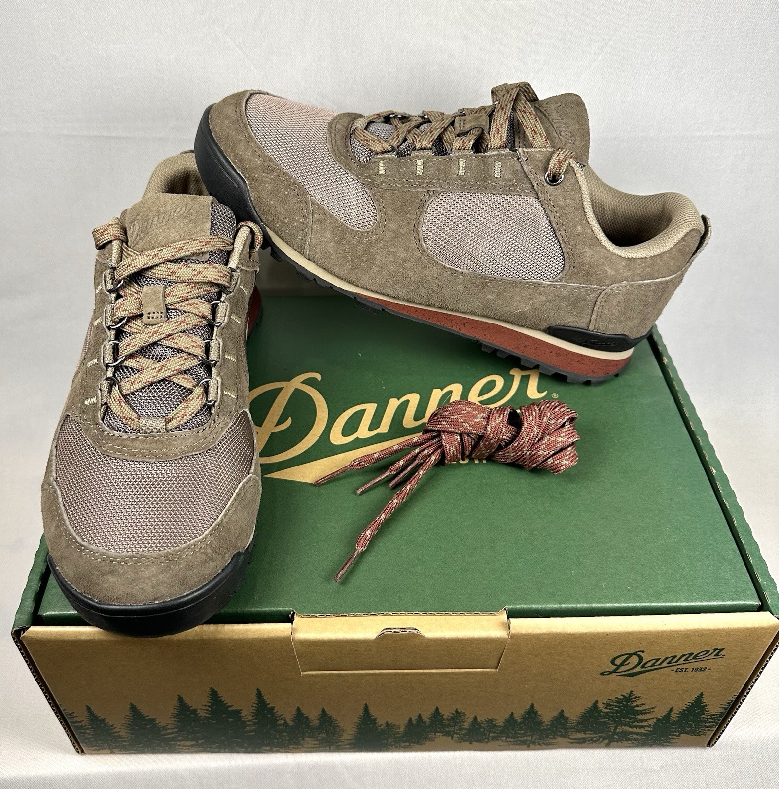 NEW Danner Women’s Jag Low Chocolate Chip Hiking Shoes 37399 Size 8 M