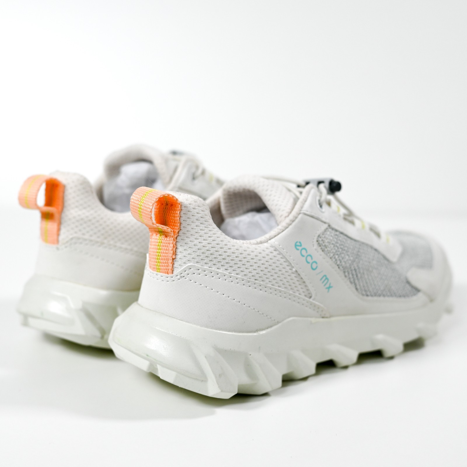 ECCO MX Low Breathru Sneakers Outdoor Shoes White – Women’s Size 4 – 4.5