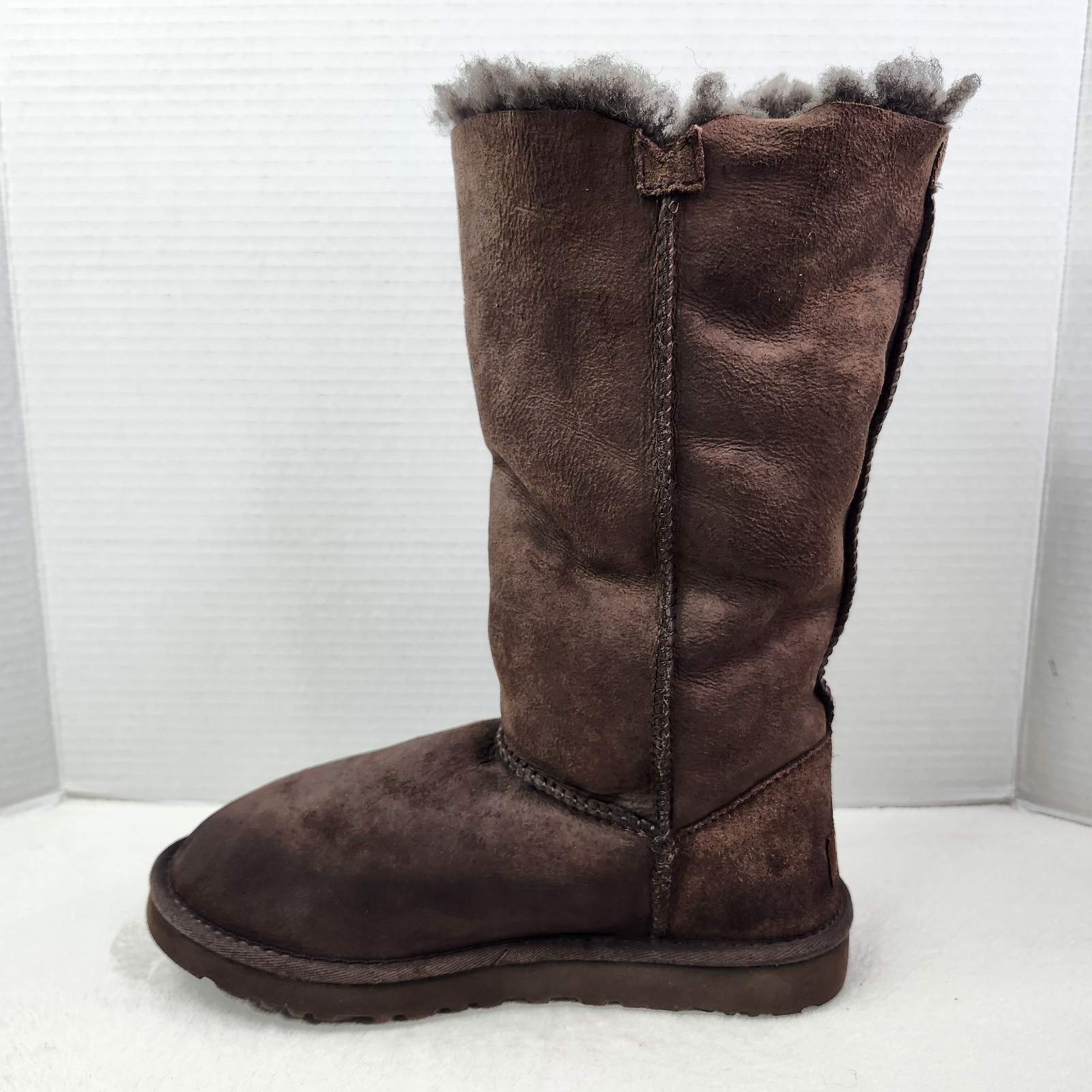 UGG Womens Bailey 3 button Chocolate Brown Suede Fur Lined Tall Boots Size US 7