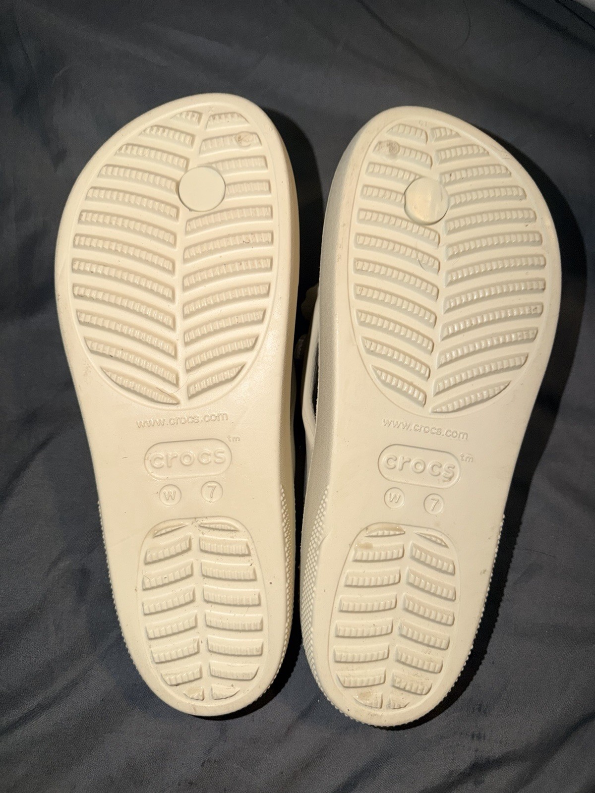 Crocs Kadee LL Flip Flop Thong Sandal for Women, Size 7US – Black