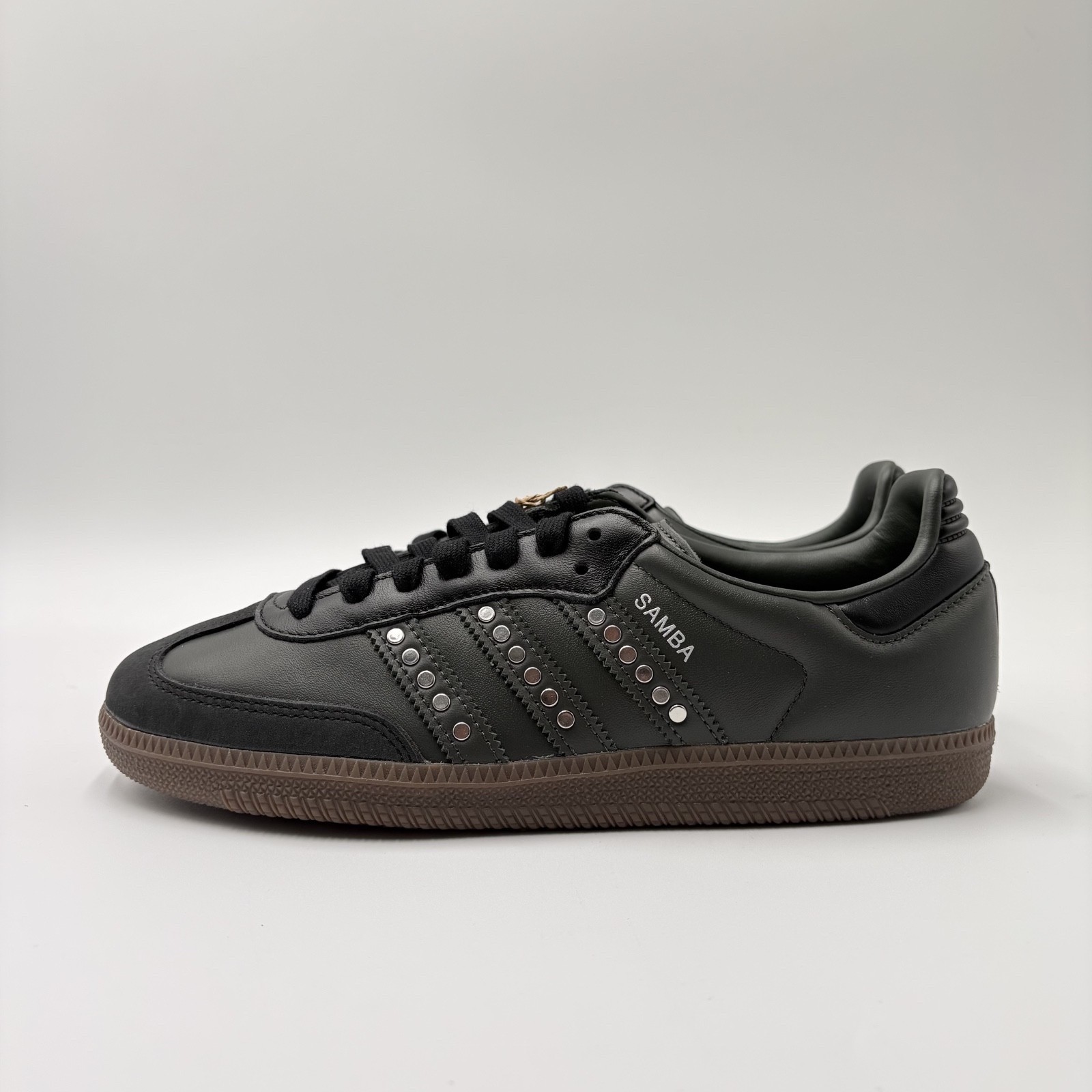 Adidas Samba OG W Core Black Gum Shoes JR8869 Women’s Studded metal