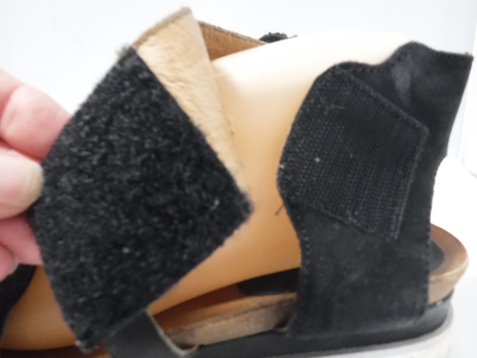 PF2 Women’s MIZ MOOZ Samantha Black Strappy Platform Chunky Sandals Sz 39 US 8