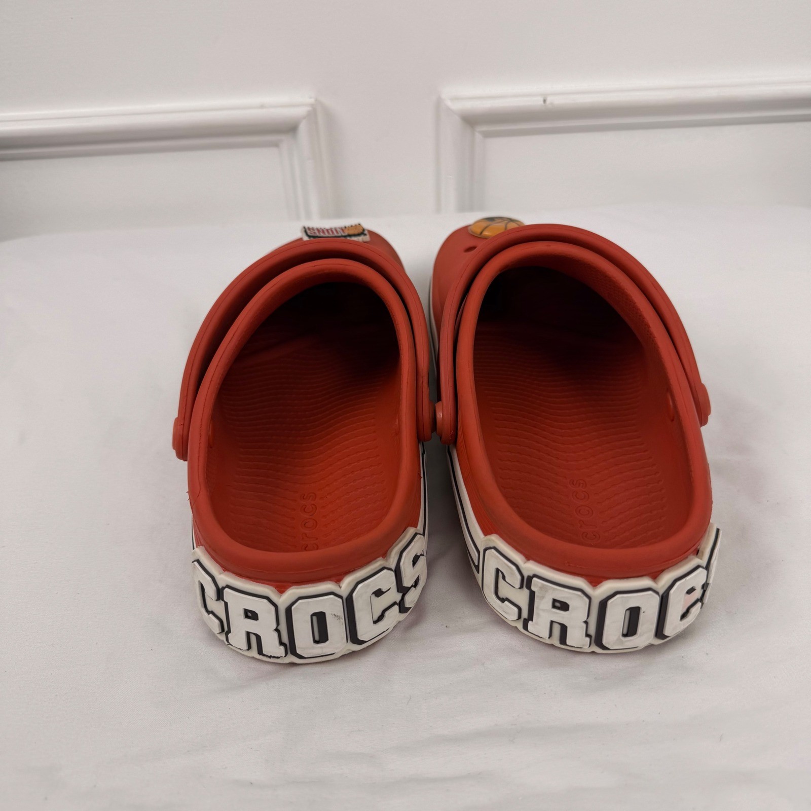 Crocs Bayaband Clogs Red Mens 5 Womens 7 Jibbitz Charms 205089-606