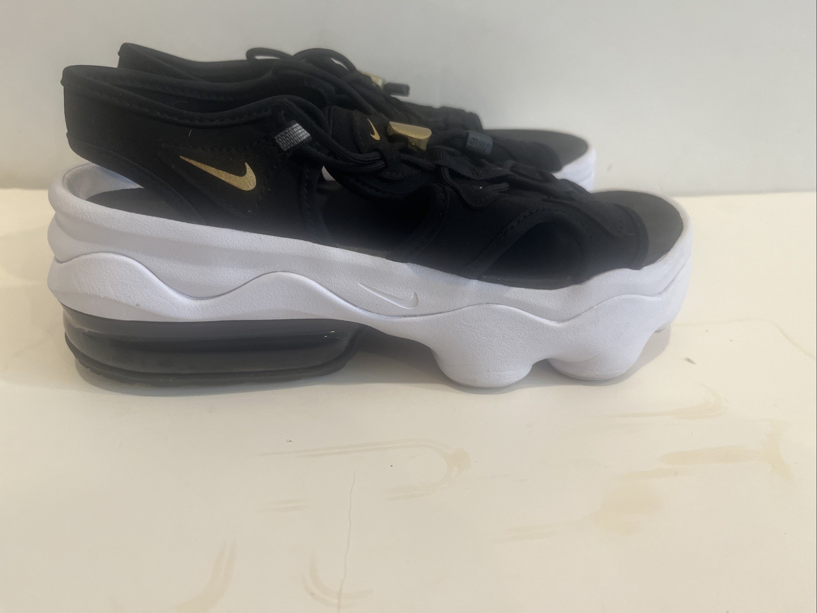 Nike Air Walk Platform Black And White Sandals Women’s Size 8