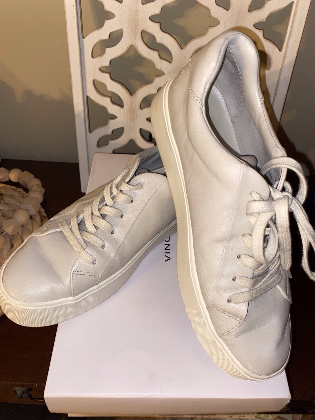 BENFIELD VINCE LEATHER PLATFORM SNEAKER WOMENS SIZE 9M OFFWHITE org. $130