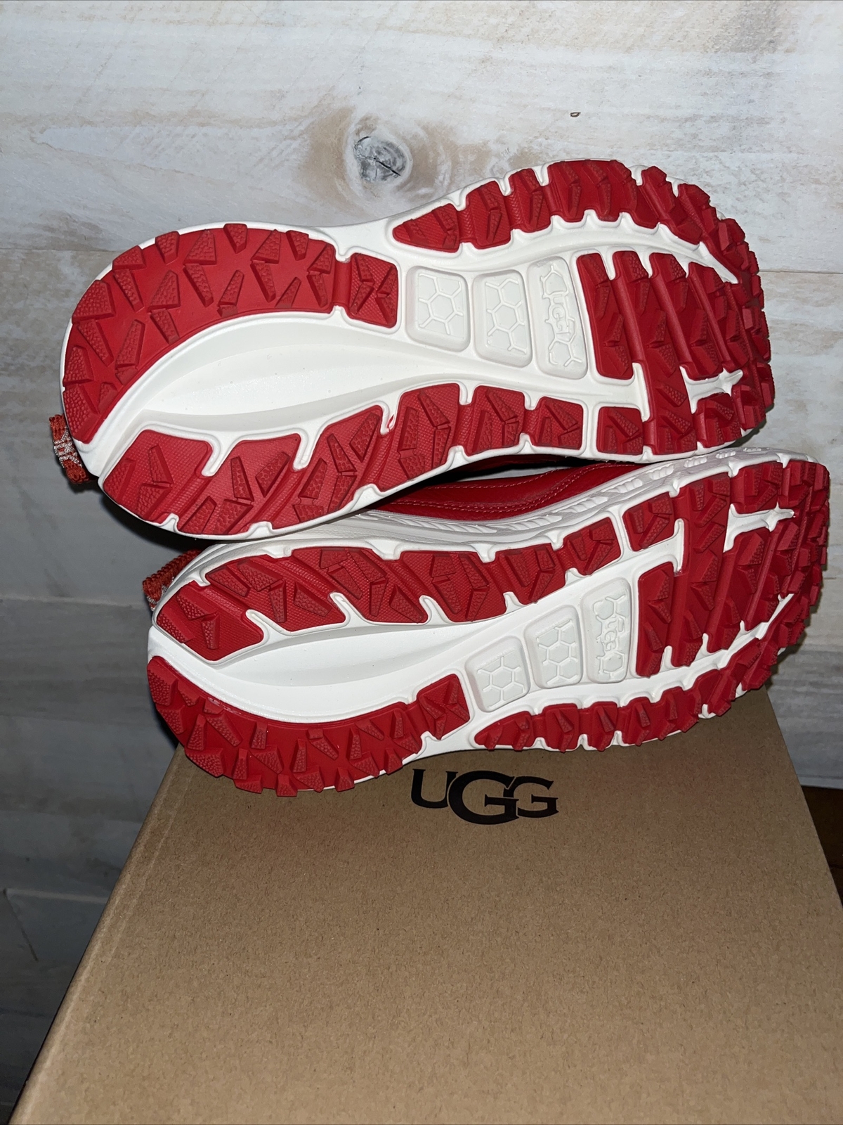 UGG Australia CA805 X Valentine Sneaker All Gender – Red – Men 5 / Women 6.5