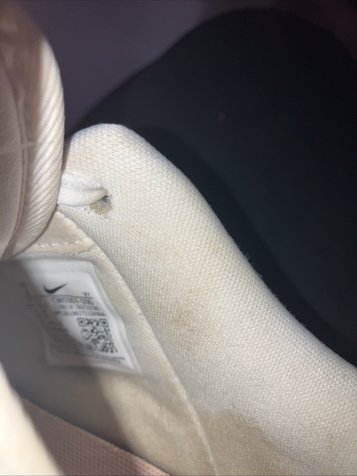 Size 9 – Nike Air Force 1 Low Easter