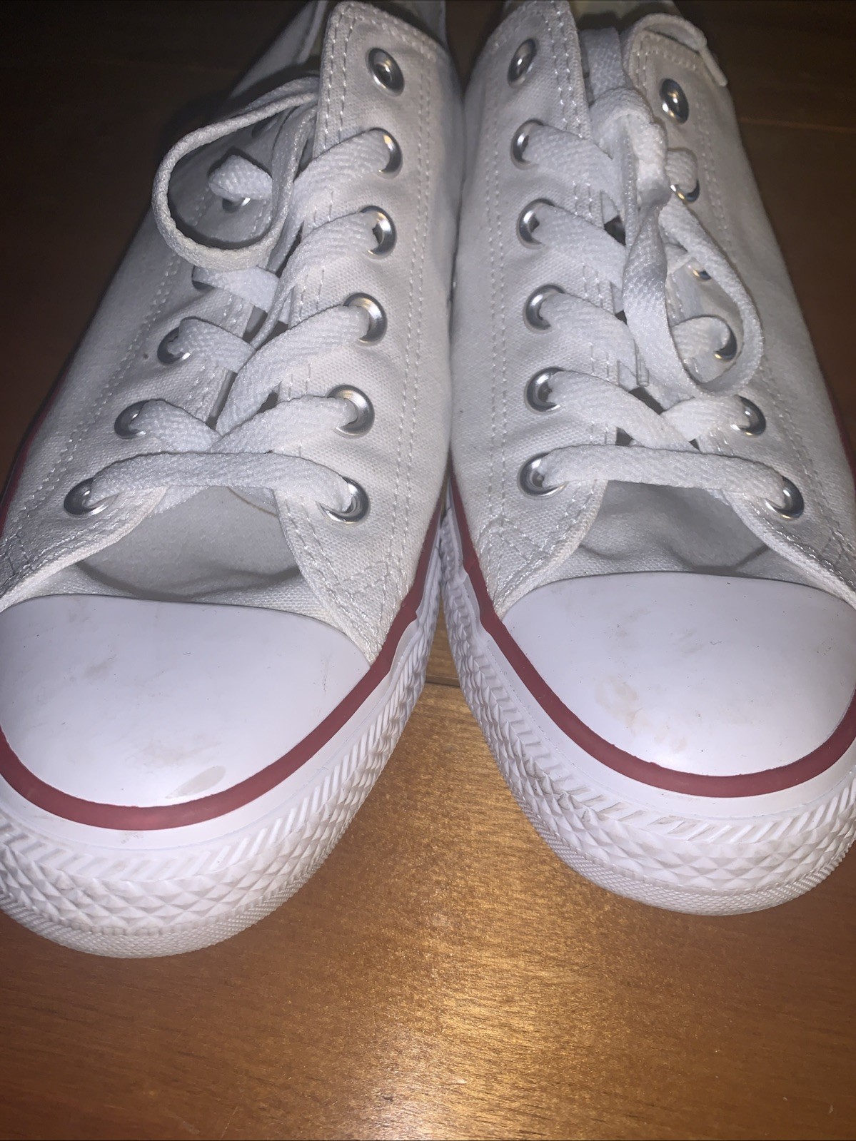 Converse Chuck Taylor All Star Low-Top sneakers in white 8 men 10 women